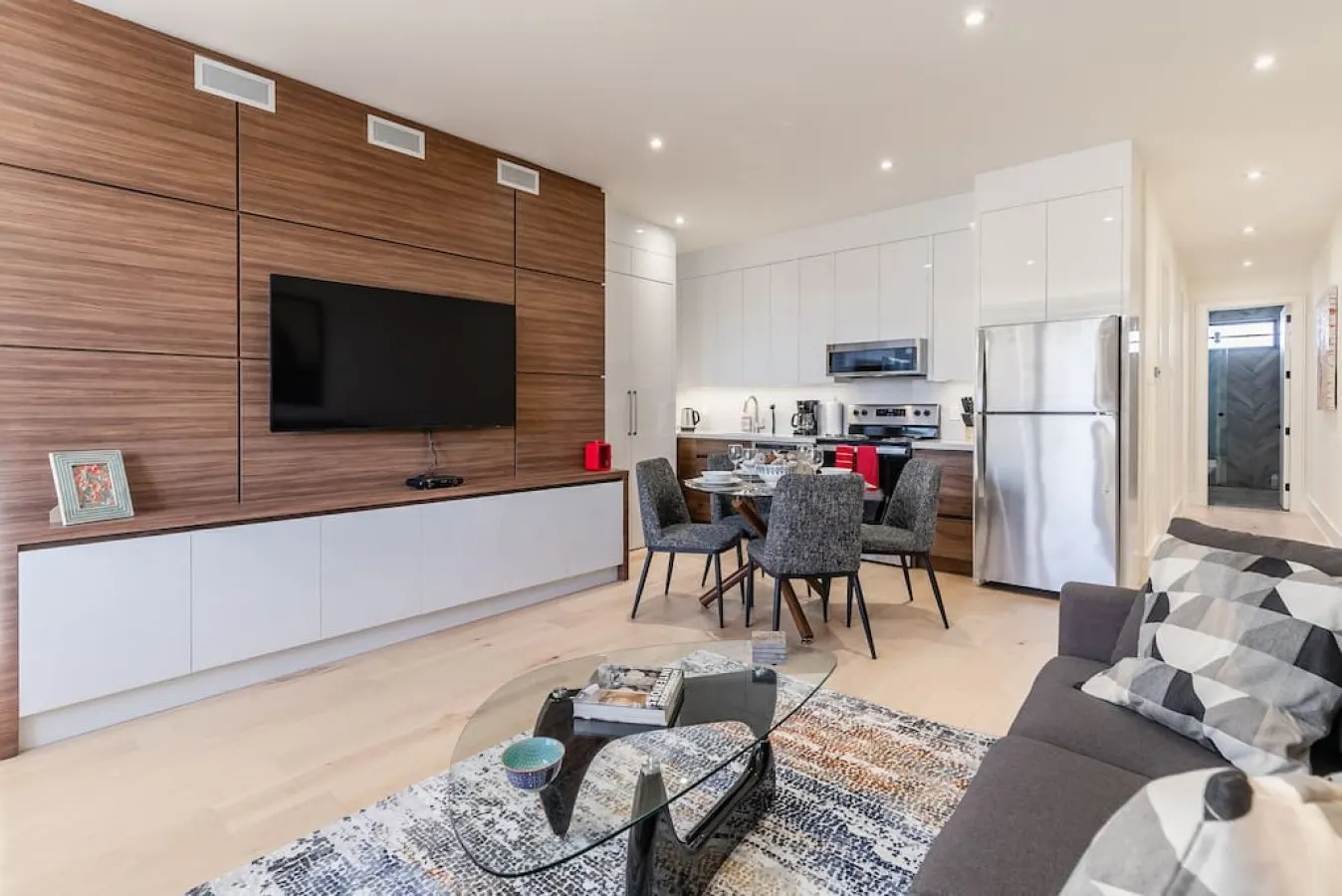 Designer 2BR Home Private Terrace Modern 1