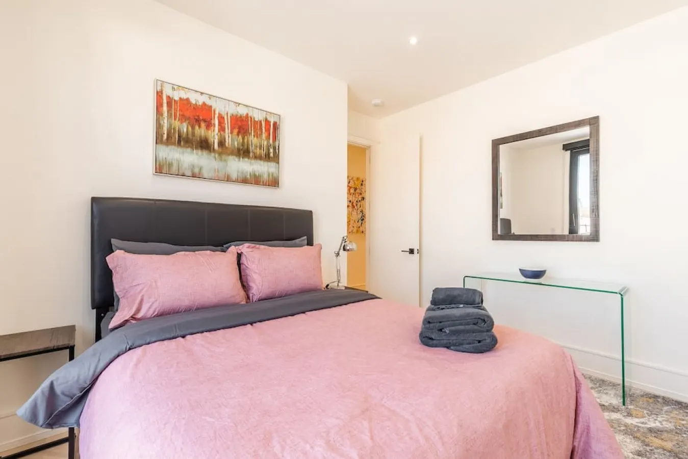 Designer 2BR Home Private Terrace Modern 2