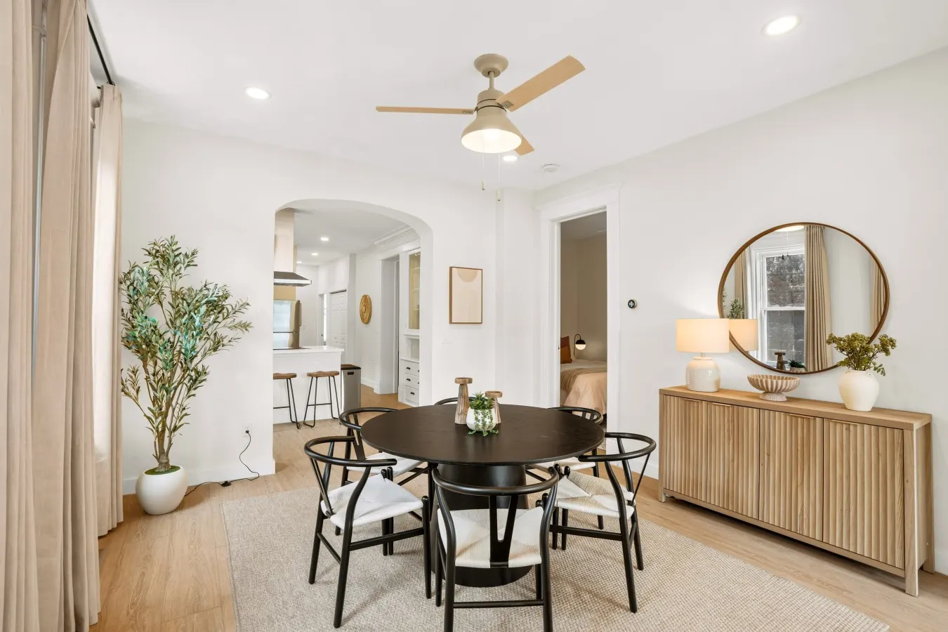 Bay View Reunion House 6BR, 3BA + Kids Den 19