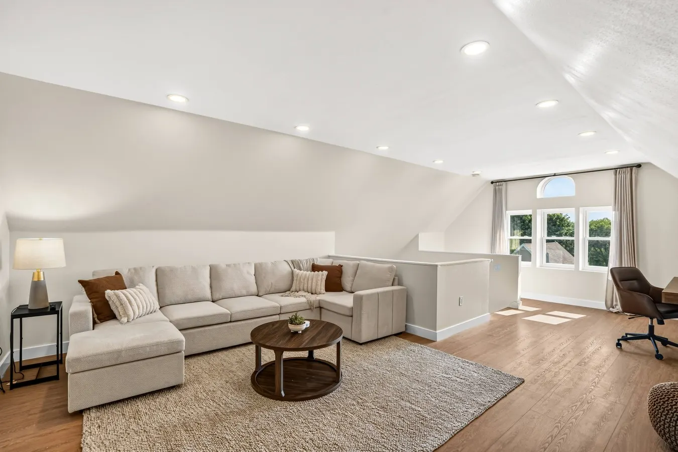 Bay View Reunion House | 6BR, 3BA + Kids Den — photo 3