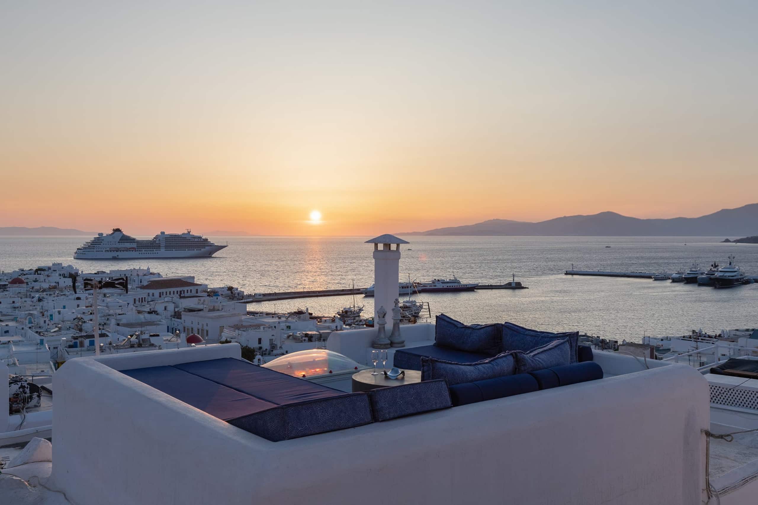Star of the Sea Mykonos Town by DiVal Properties 6
