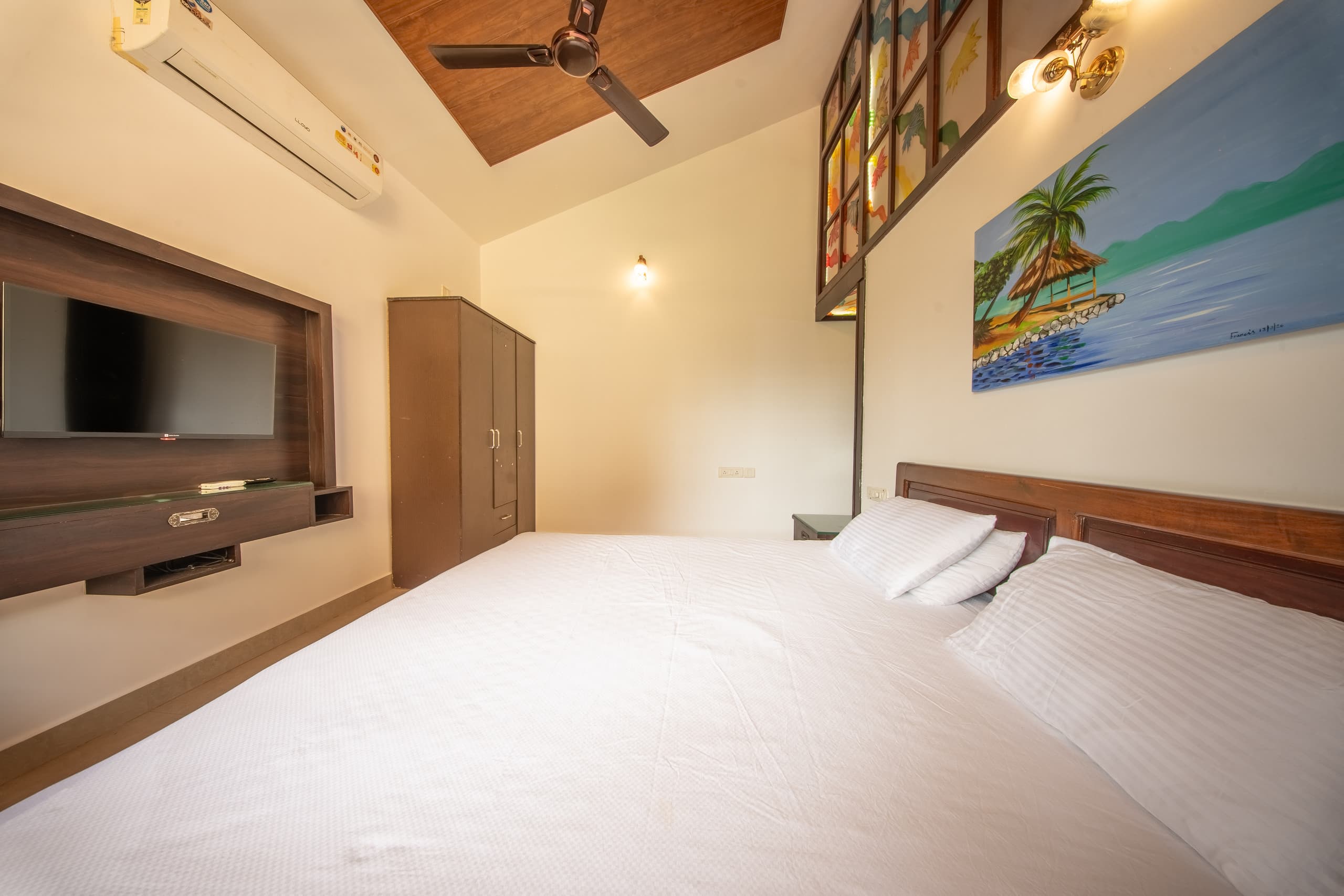 Private Pool Villa in Siolim | 5BR | Near Thalassa 21
