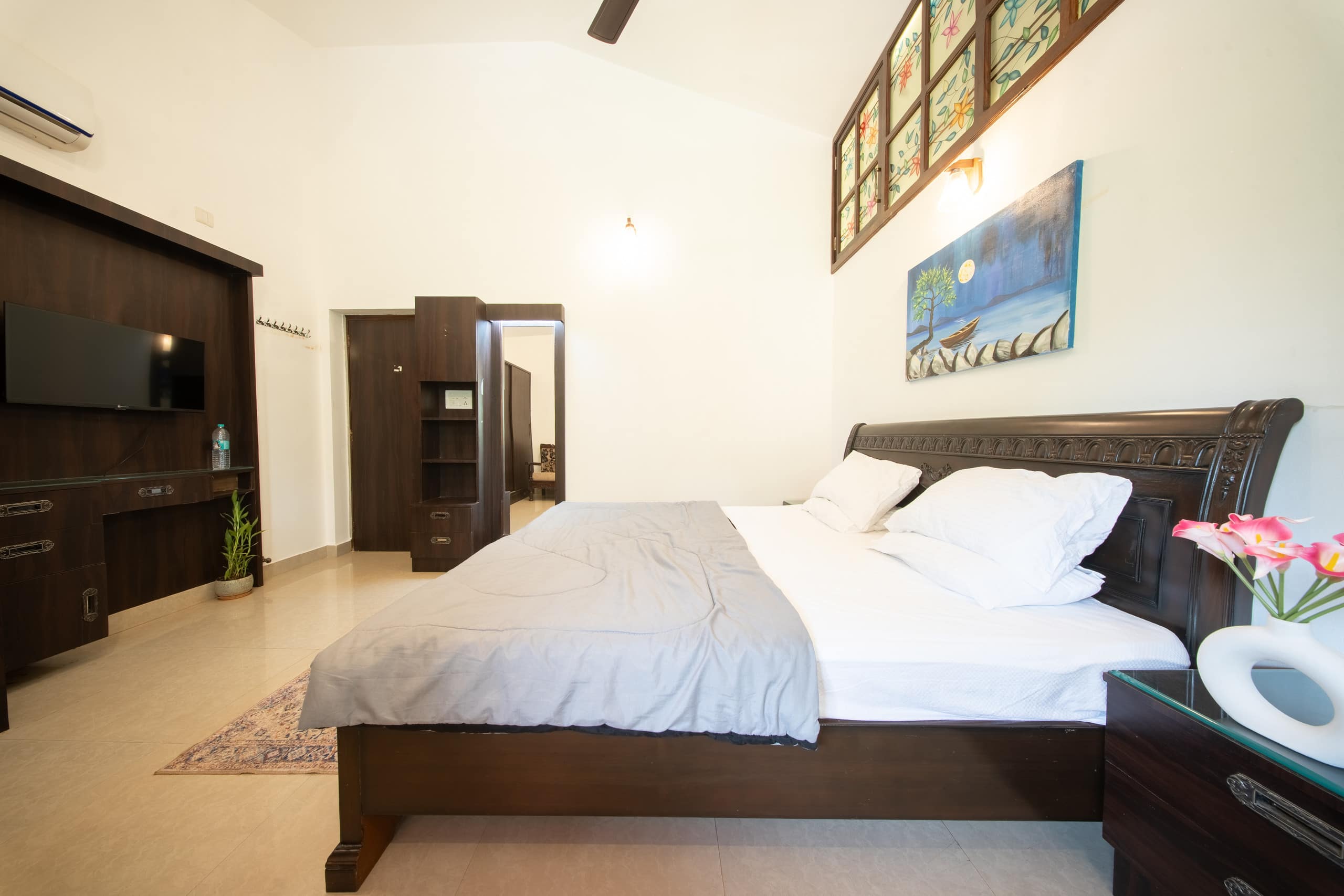 Private Pool Villa in Siolim | 5BR | Near Thalassa 18