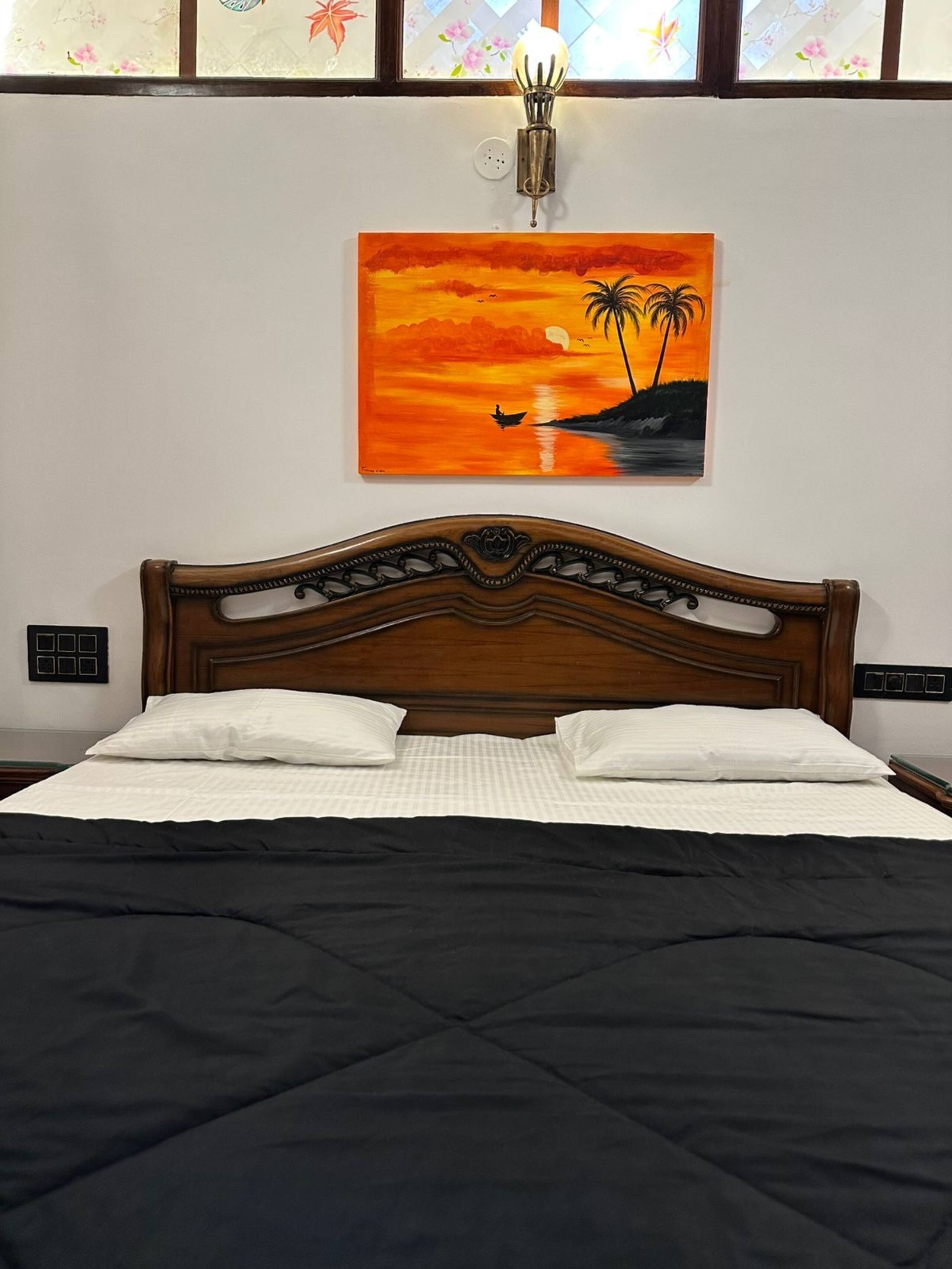 Private Pool Villa in Siolim | 5BR | Near Thalassa 26