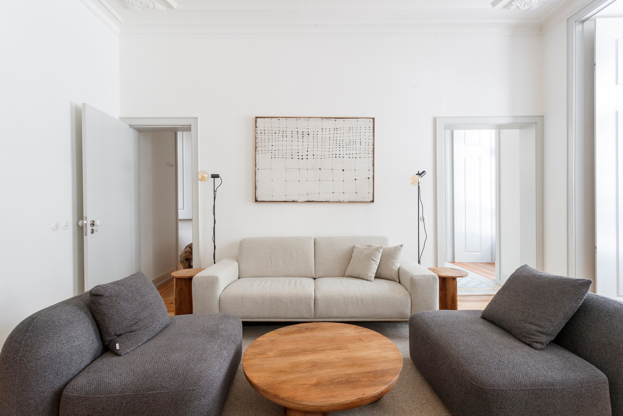 MY LX FLAT Bright Stylish 3BR Apartment inDowntown 14