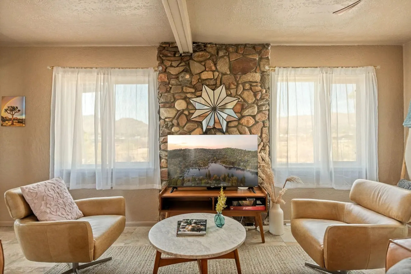Aster Abode W/ Hot Tub & Game Room - 5 Mi to Park — photo 2