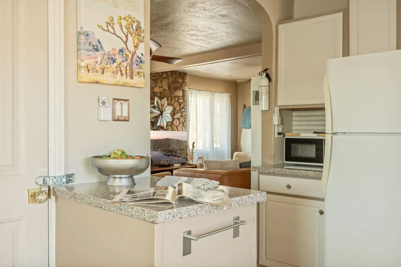 Aster Abode W/ Hot Tub & Game Room - 5 Mi to Park 10