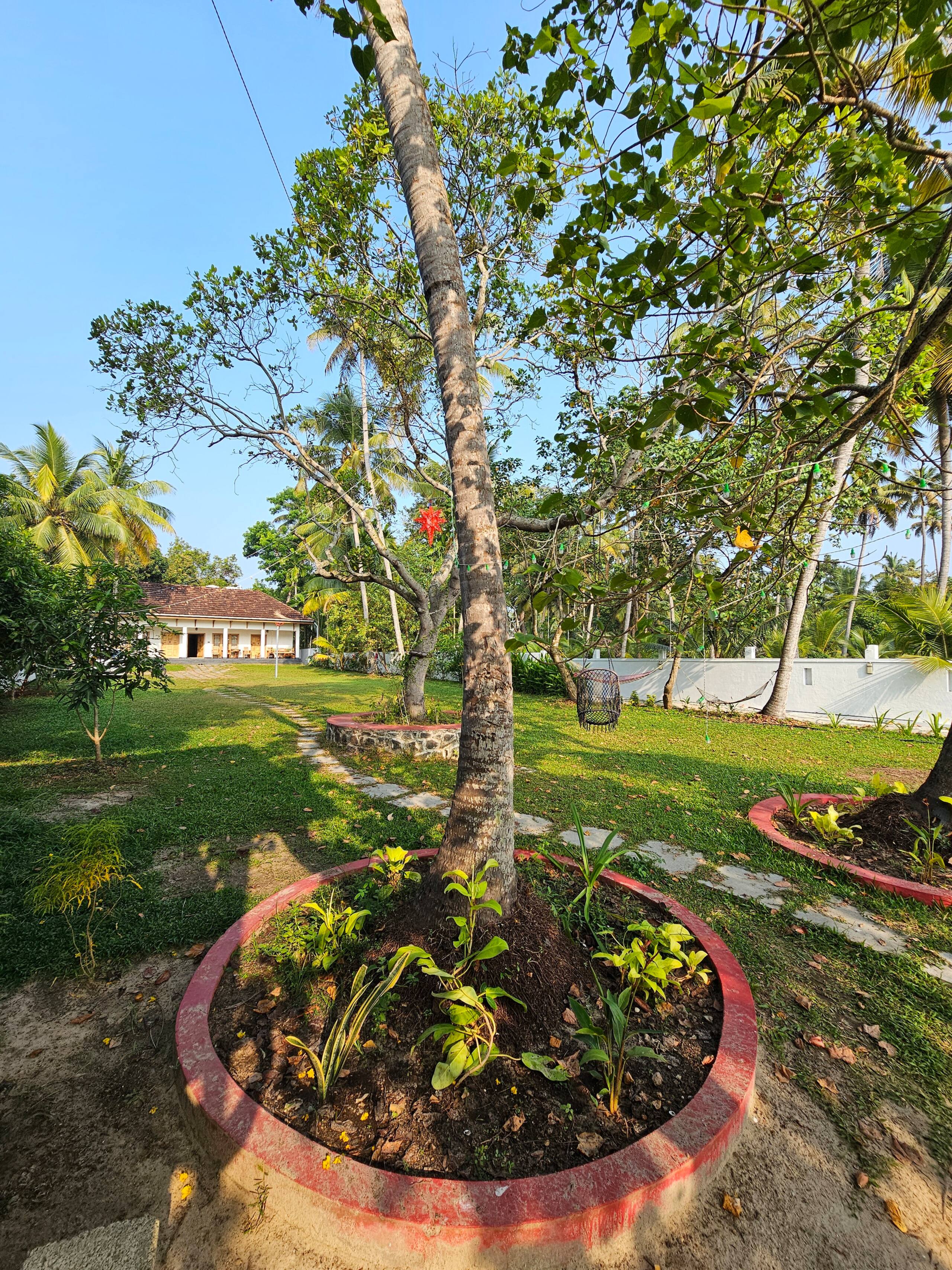 lake facing villa/kayaking/water sport activities 13