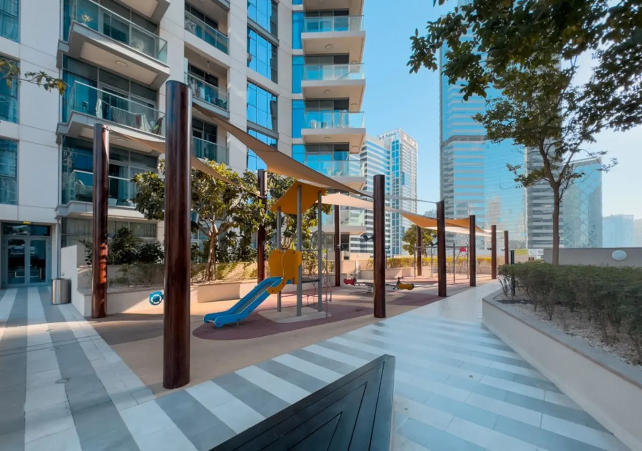 DreamShoma-1BR Bellevue Spacious Apartment 11