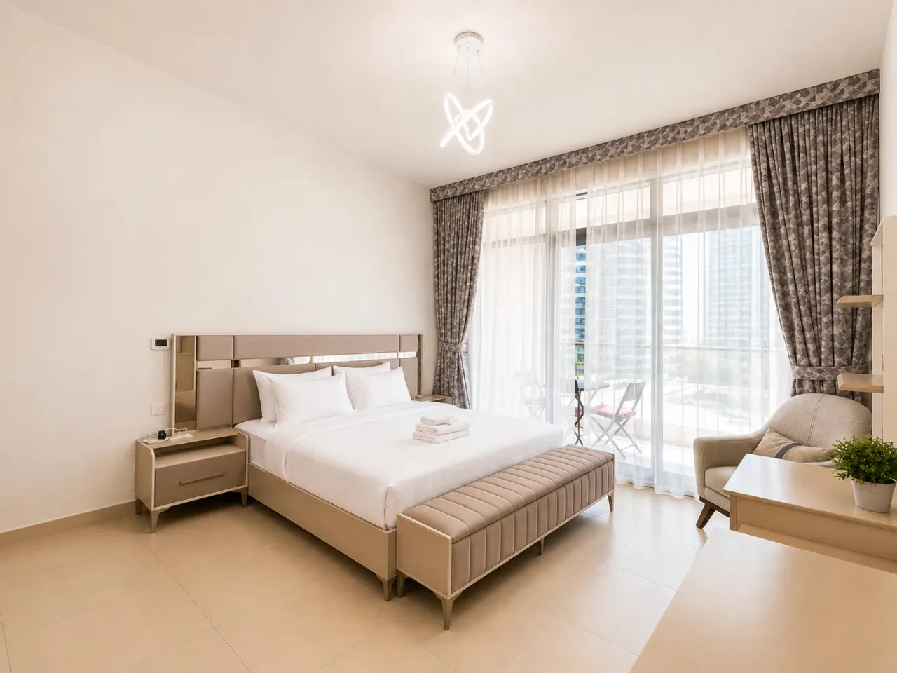 DreamShoma-1BR Bellevue Spacious Apartment 8