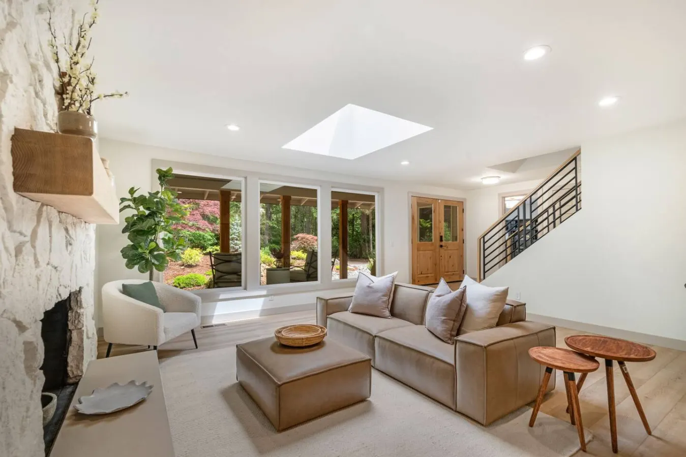 Tranquil Forest Luxury Home — photo 2