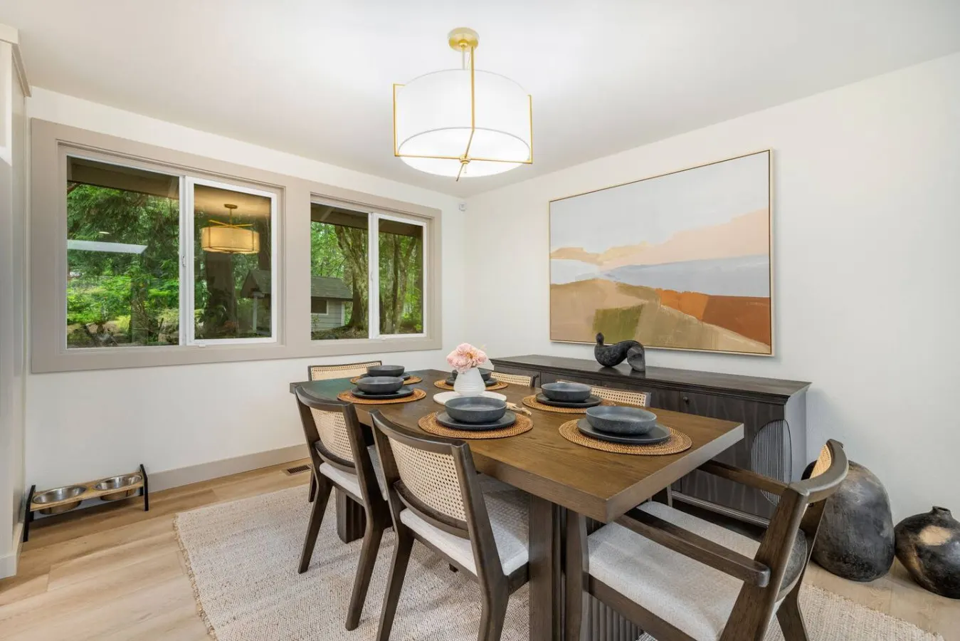 Tranquil Forest Luxury Home 20