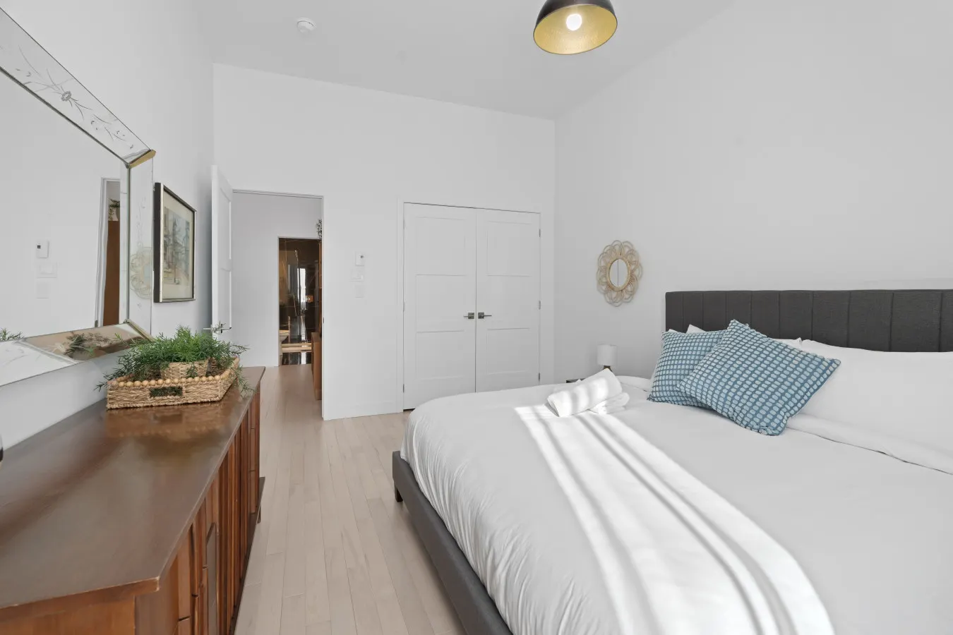 Little Italy - New Modern 2bdr Apartment in Little Italy - Unit 201 12