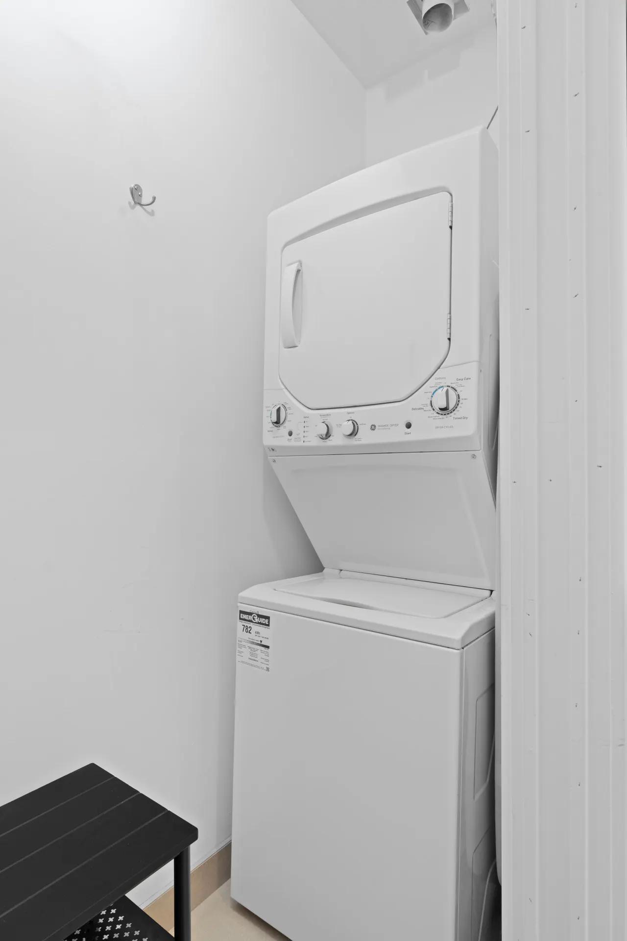 Little Italy - New Modern 2bdr Apartment in Little Italy - Unit 201 19