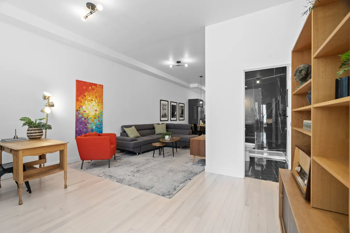 Little Italy - New Modern 2bdr Apartment in Little Italy - Unit 201 4