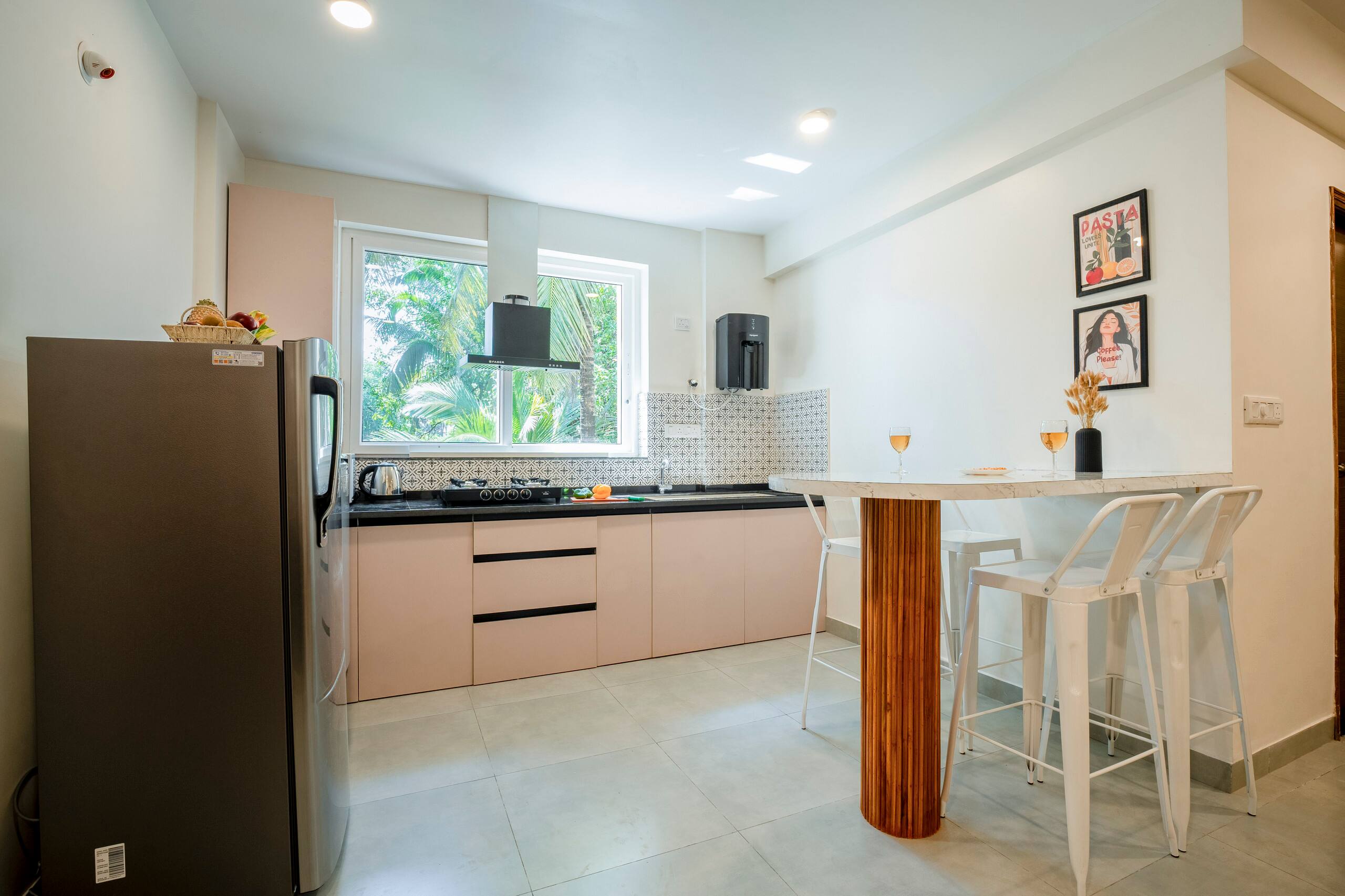 Praava by Kiwistays | 2BHK | Pool 20