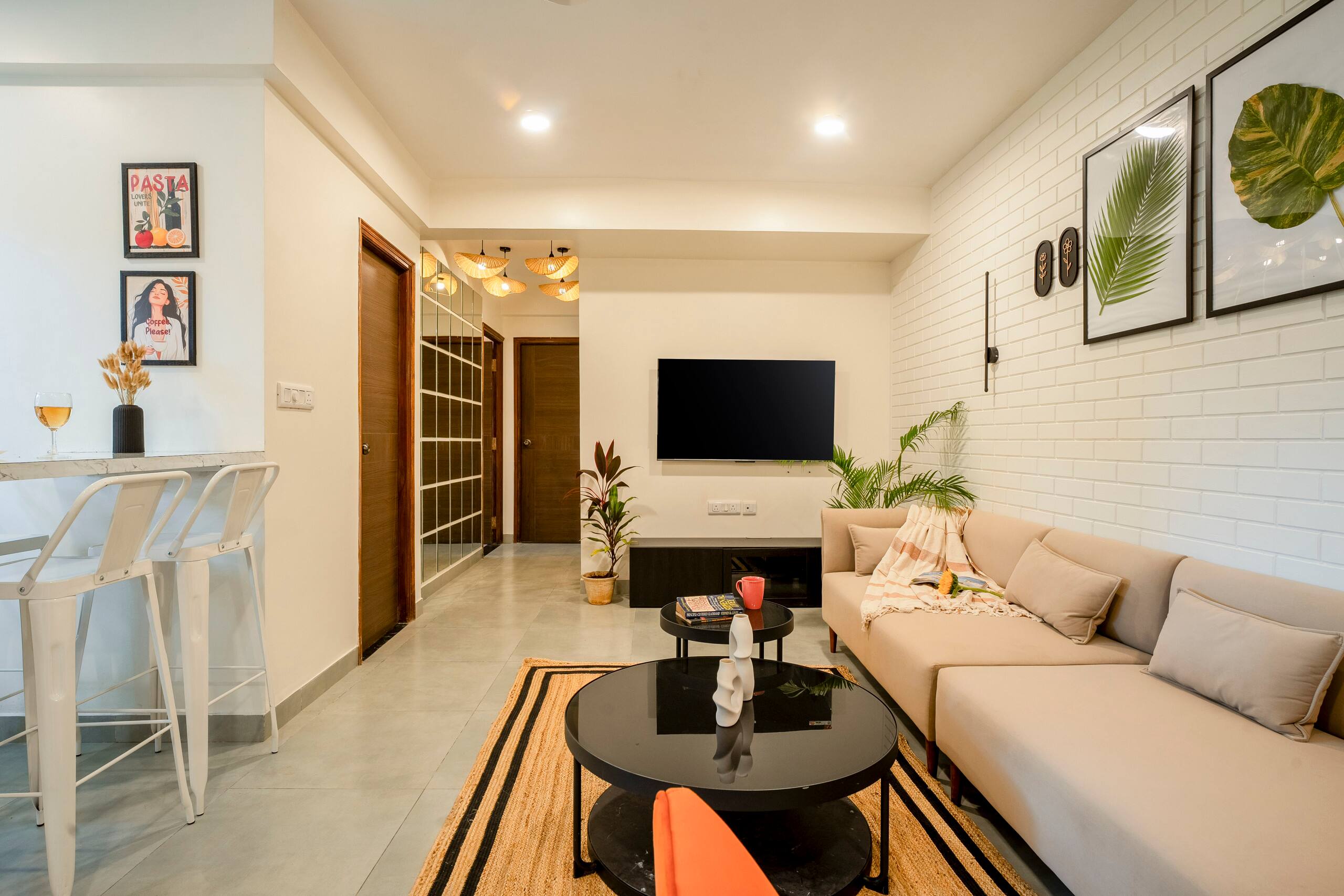 Praava by Kiwistays | 2BHK | Pool 12