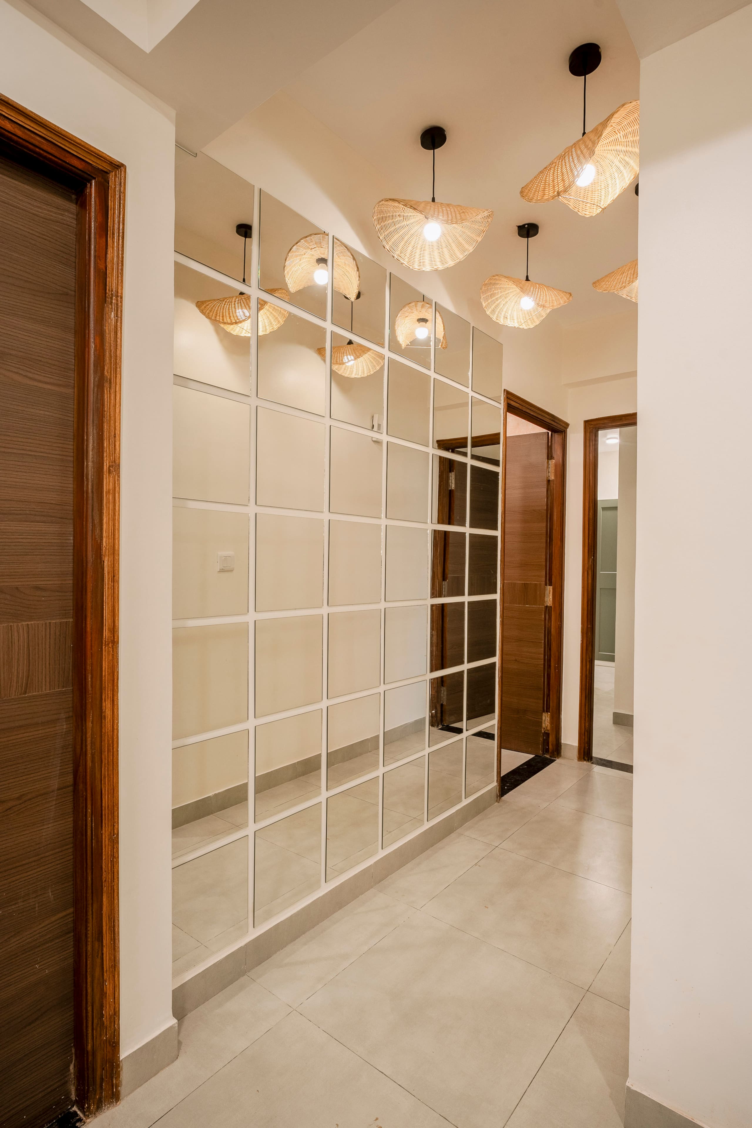 Praava by Kiwistays | 2BHK | Pool 17