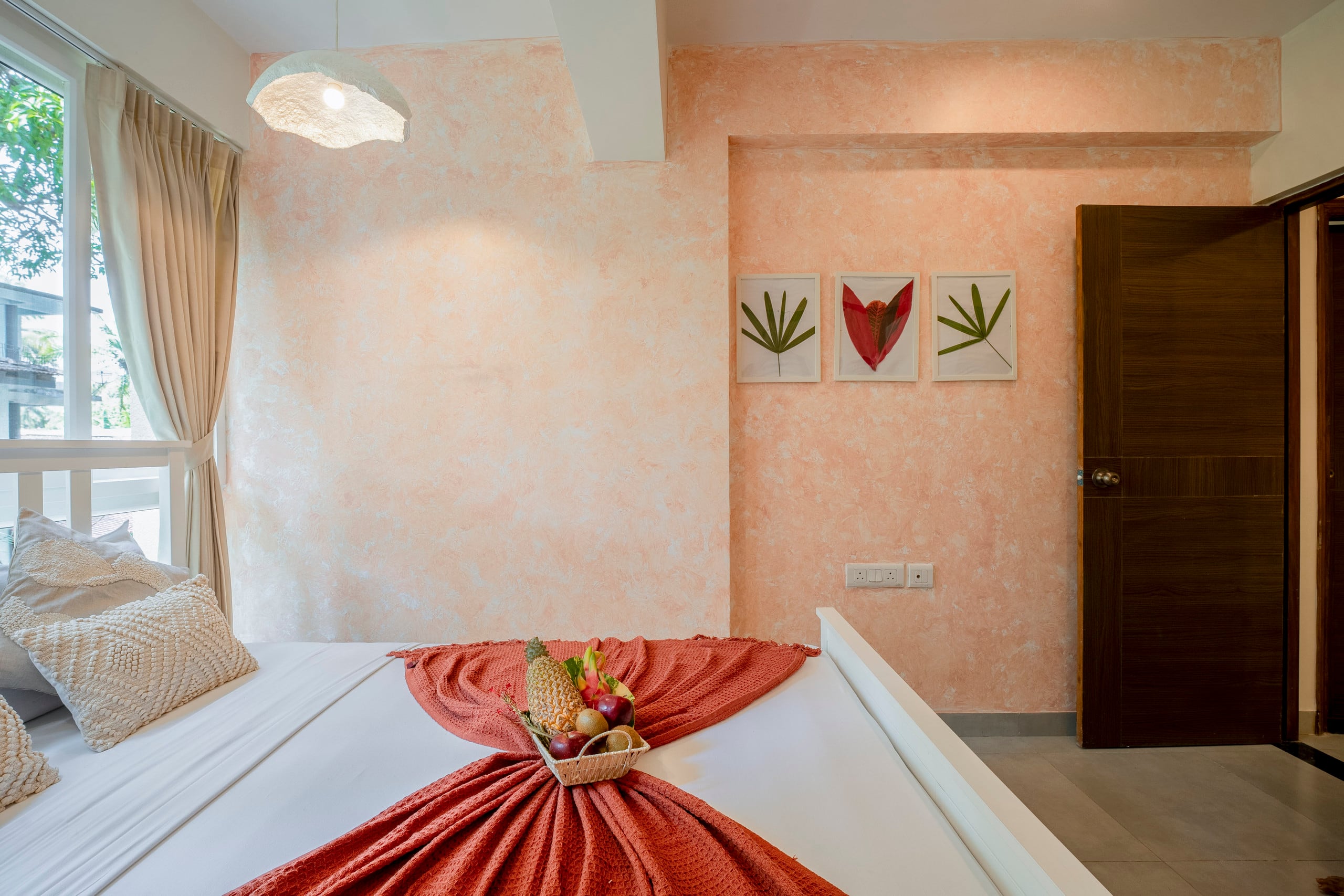 Praava by Kiwistays | 2BHK | Pool 30