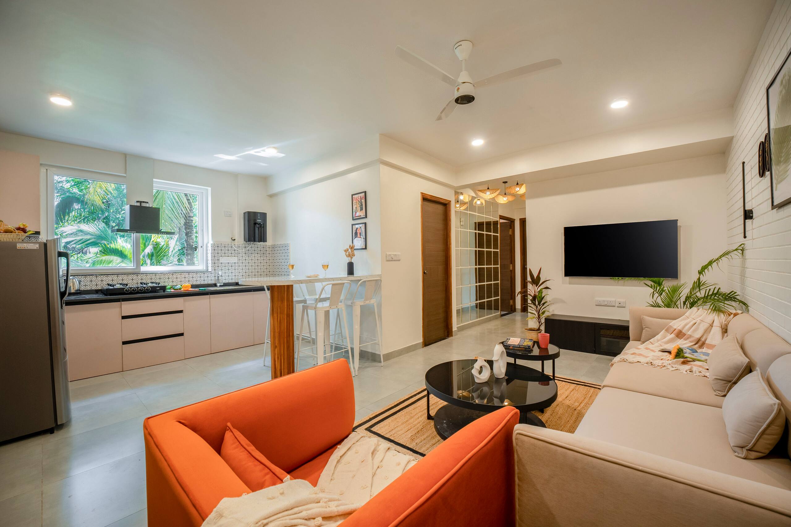 Praava by Kiwistays | 2BHK | Pool 13