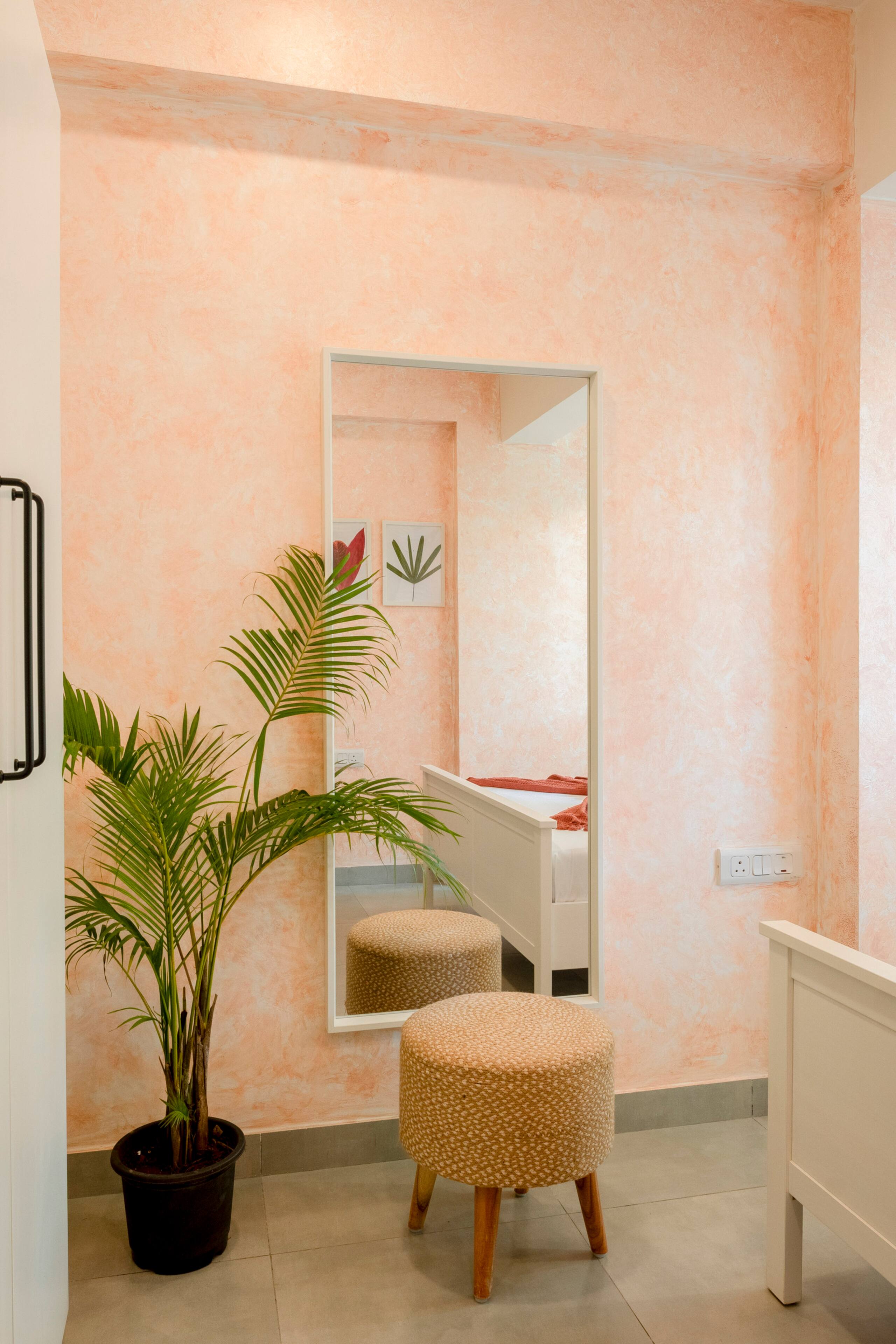 Praava by Kiwistays | 2BHK | Pool 29