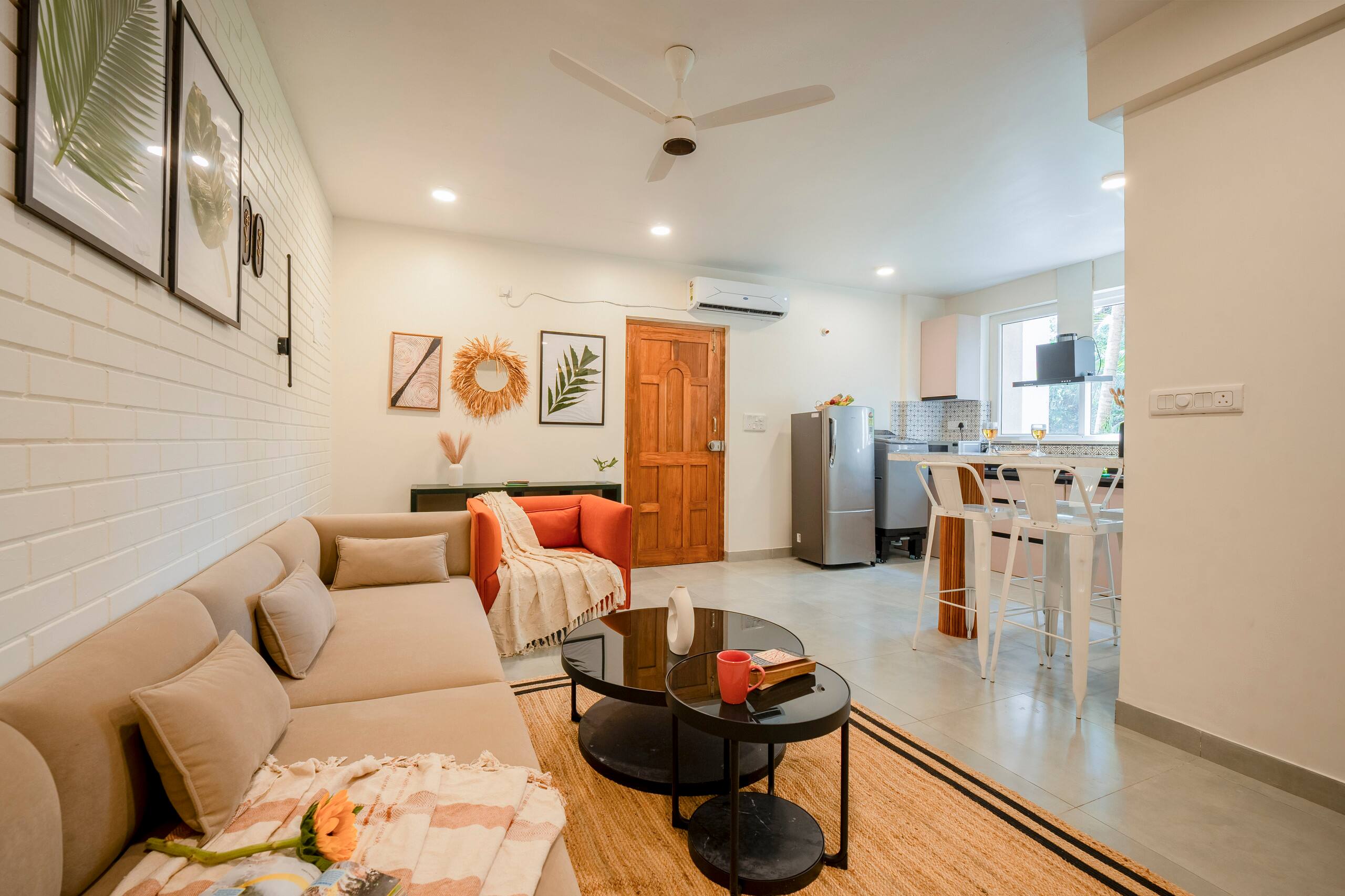 Praava by Kiwistays | 2BHK | Pool 15