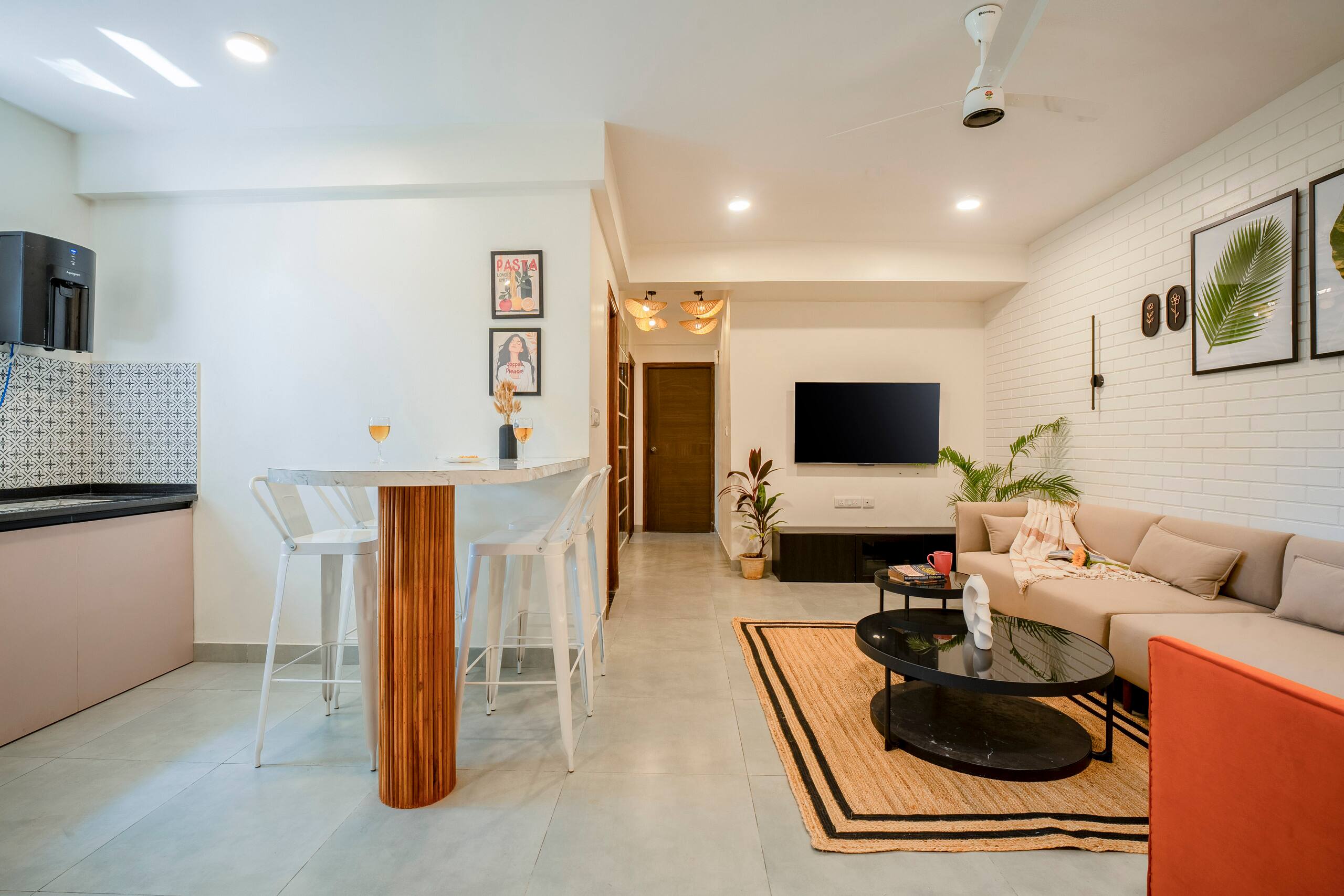 Praava by Kiwistays | 2BHK | Pool 14