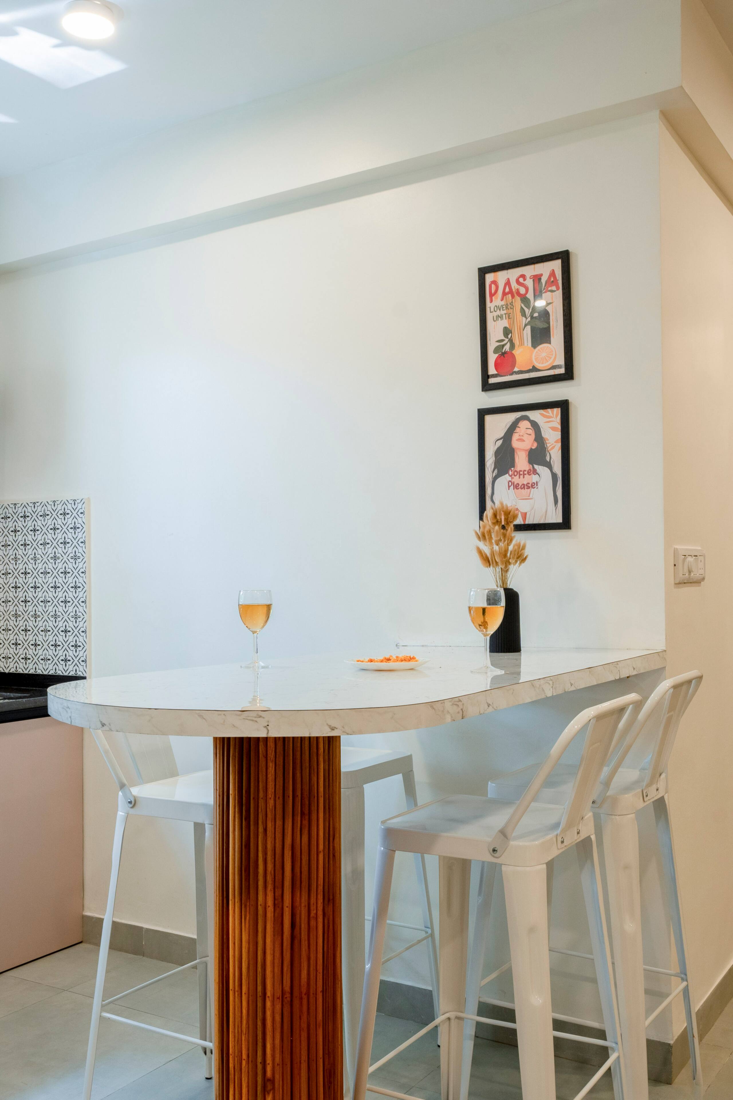 Praava by Kiwistays | 2BHK | Pool 21