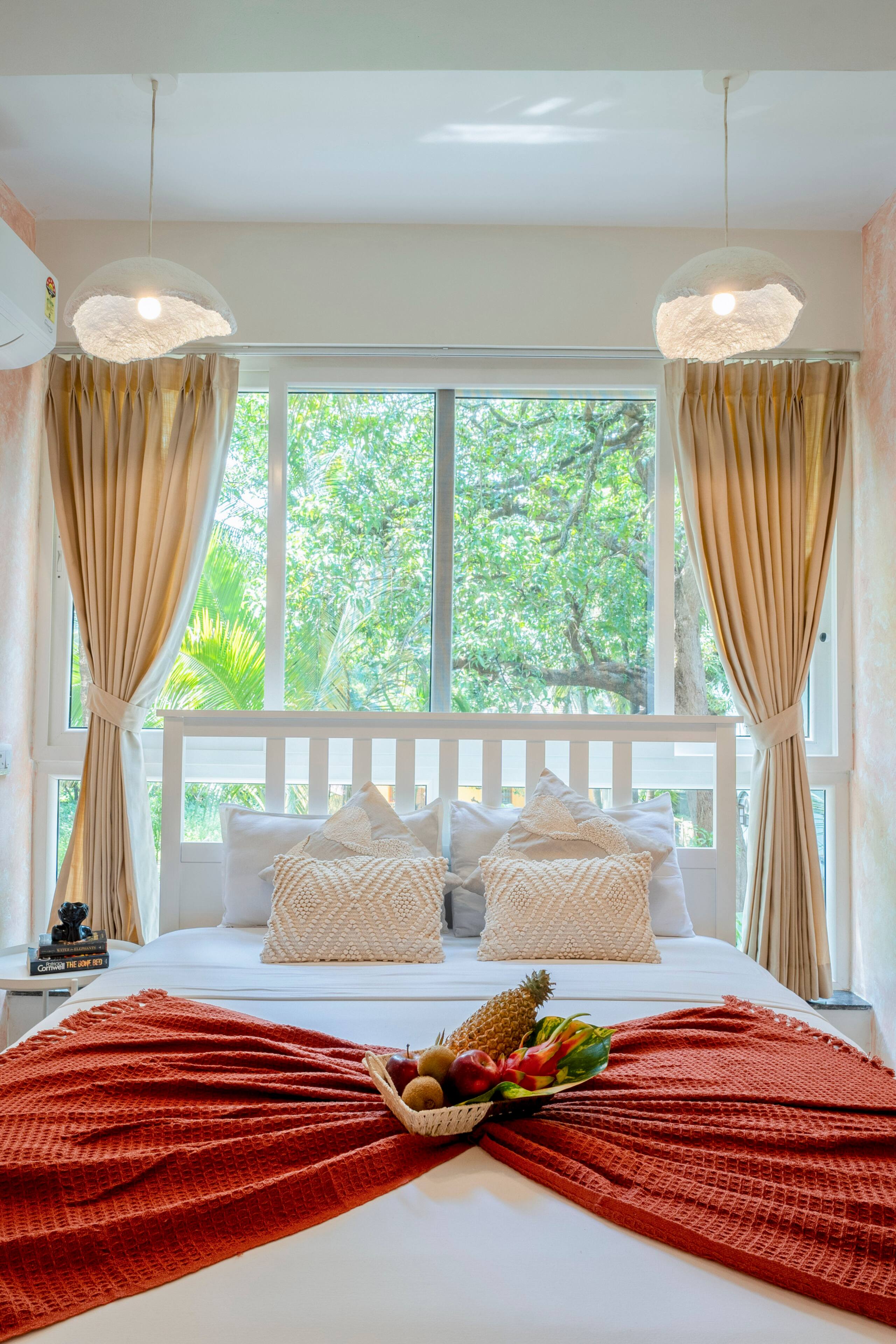 Praava by Kiwistays | 2BHK | Pool 8