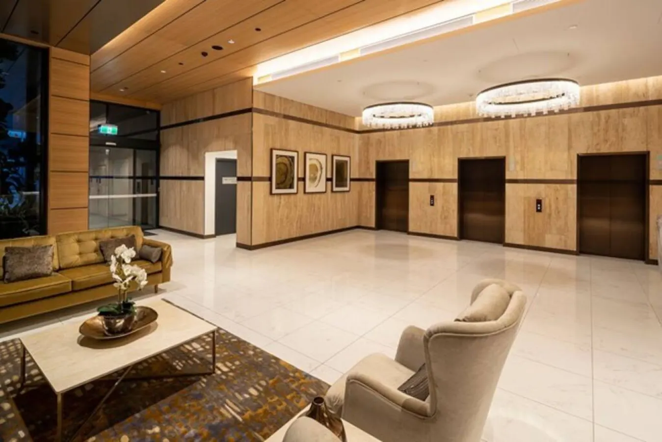 Southbank Serenity kingbed Apt at Culture center 17