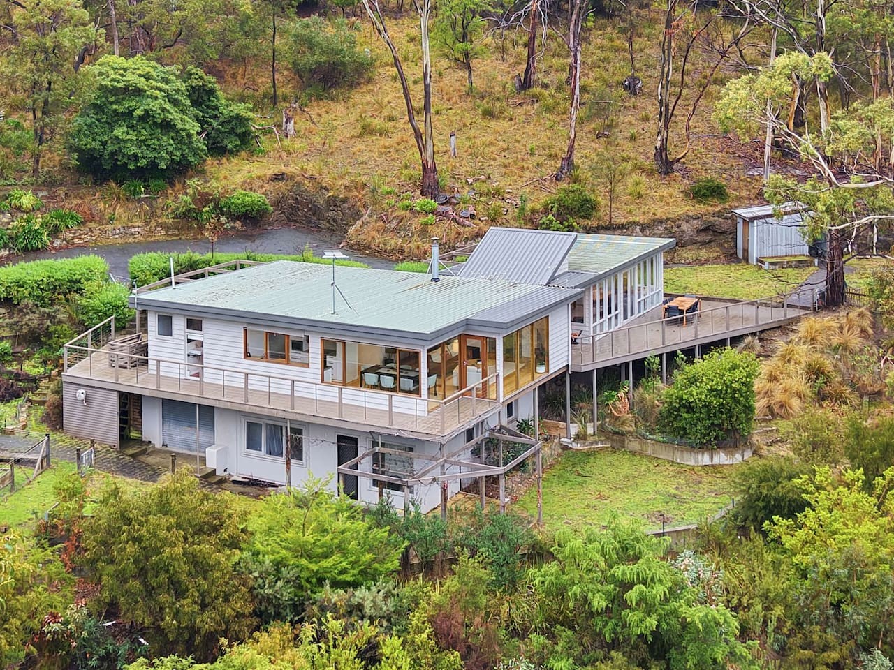Tinderbox Bush Retreat, Water Views, Sleeps 9 — photo 2