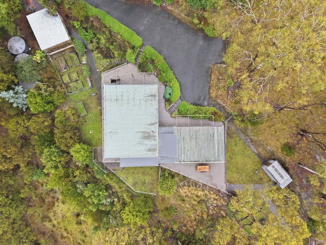 Tinderbox Bush Retreat, Water Views, Sleeps 9 10