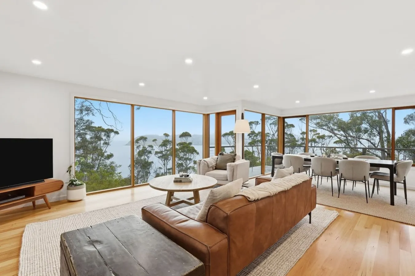 Tinderbox Bush Retreat, Water Views, Sleeps 9 15