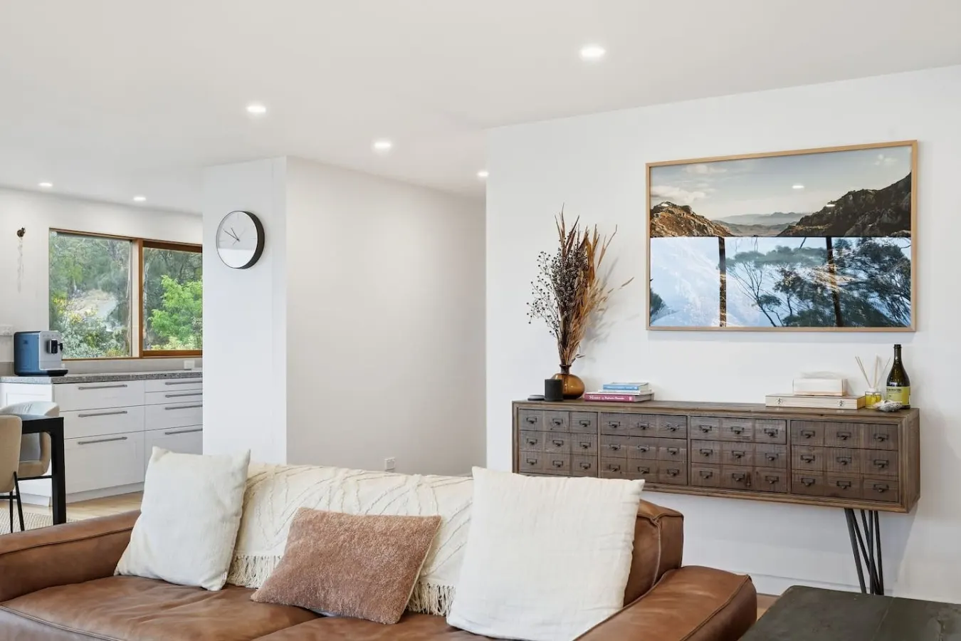 Tinderbox Bush Retreat, Water Views, Sleeps 9 16