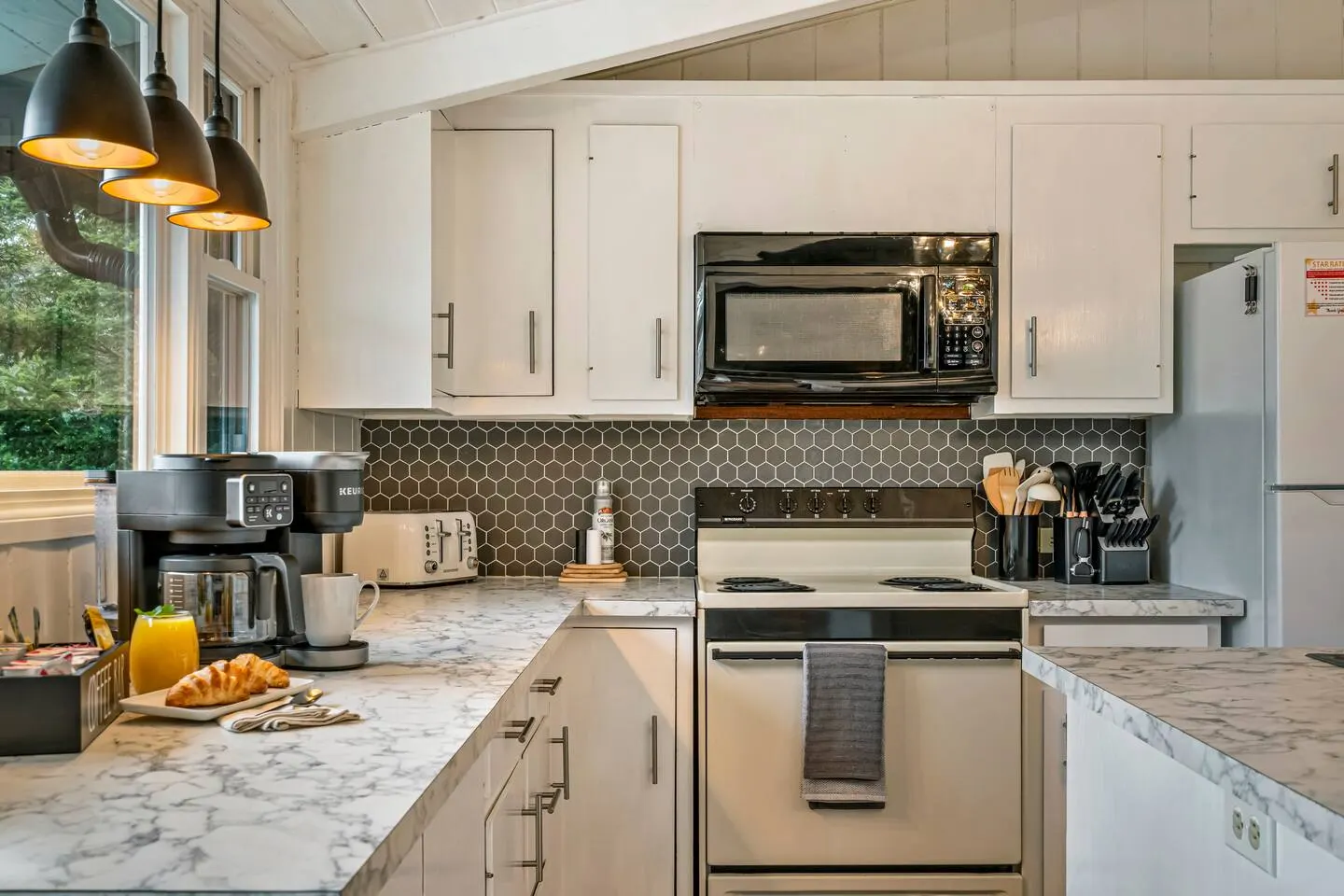 Acadia Home with Hot Tub and Game room 17