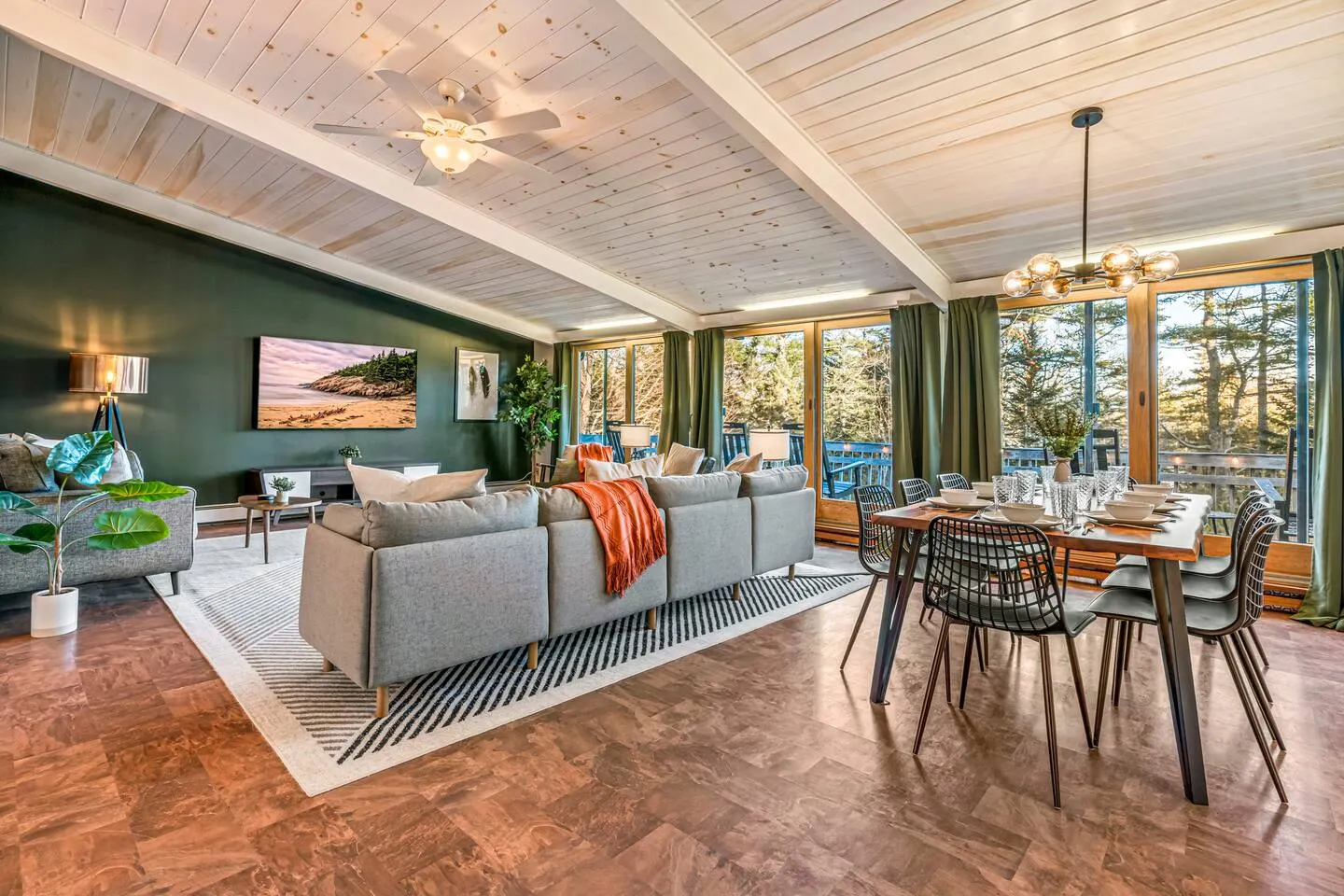 Acadia Home with Hot Tub and Game room — photo 4