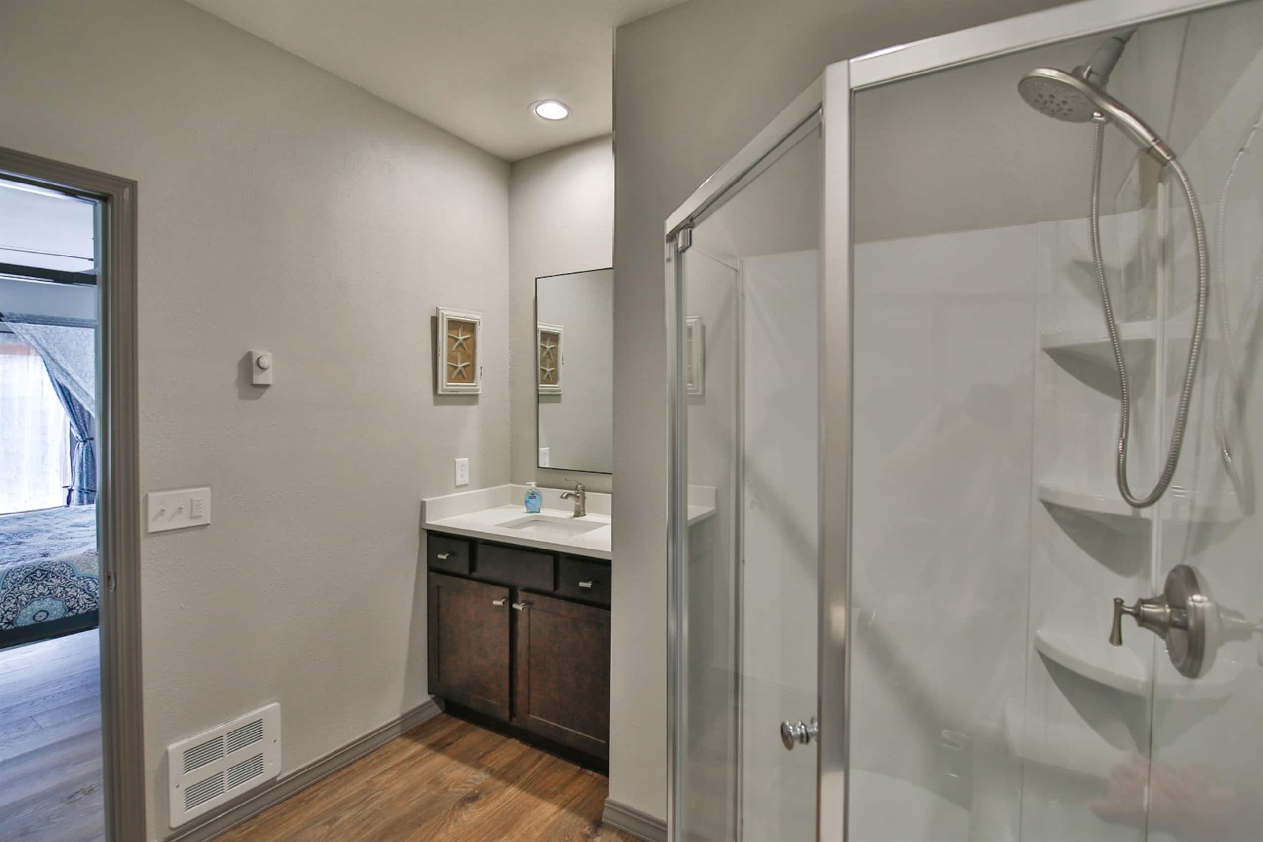 The Avanti Beach House 33