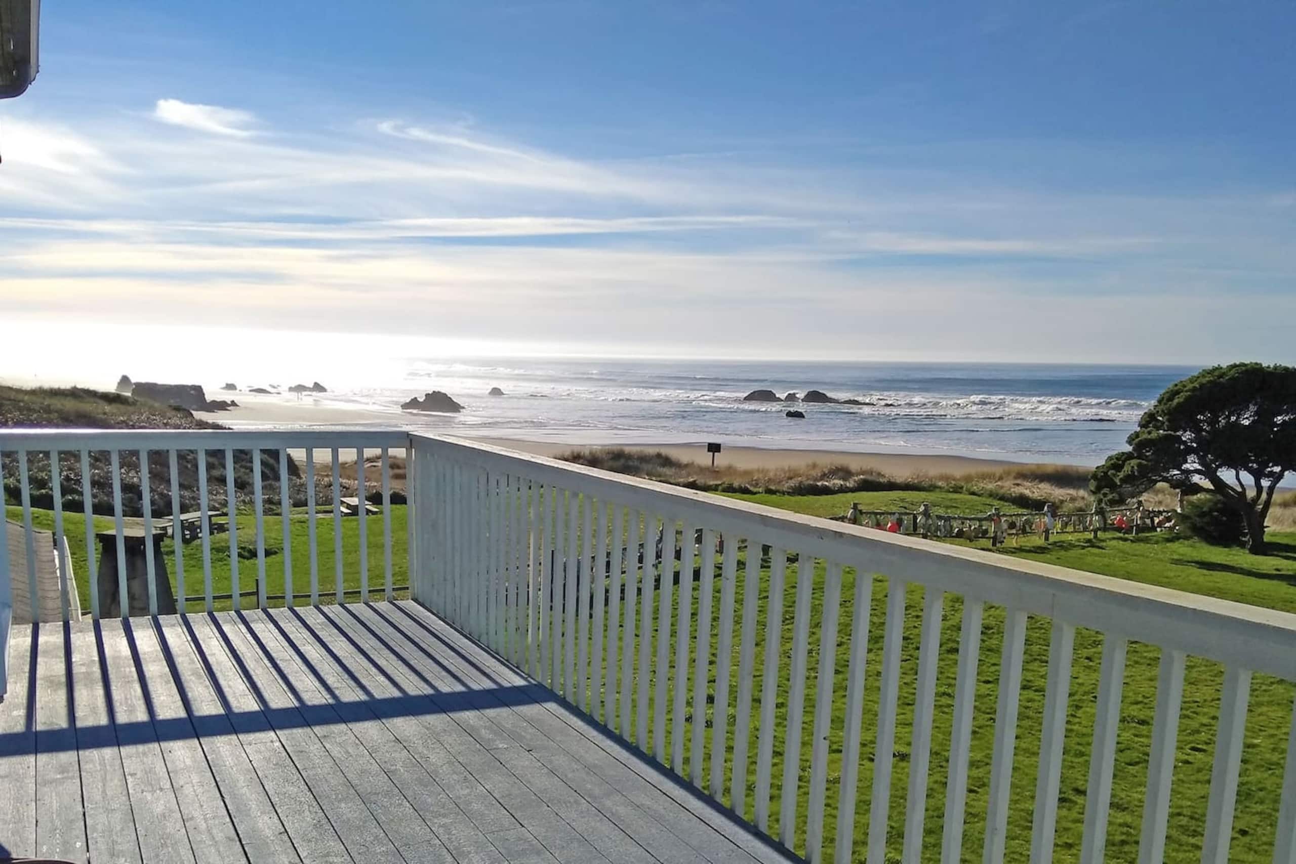 The Avanti Beach House 14