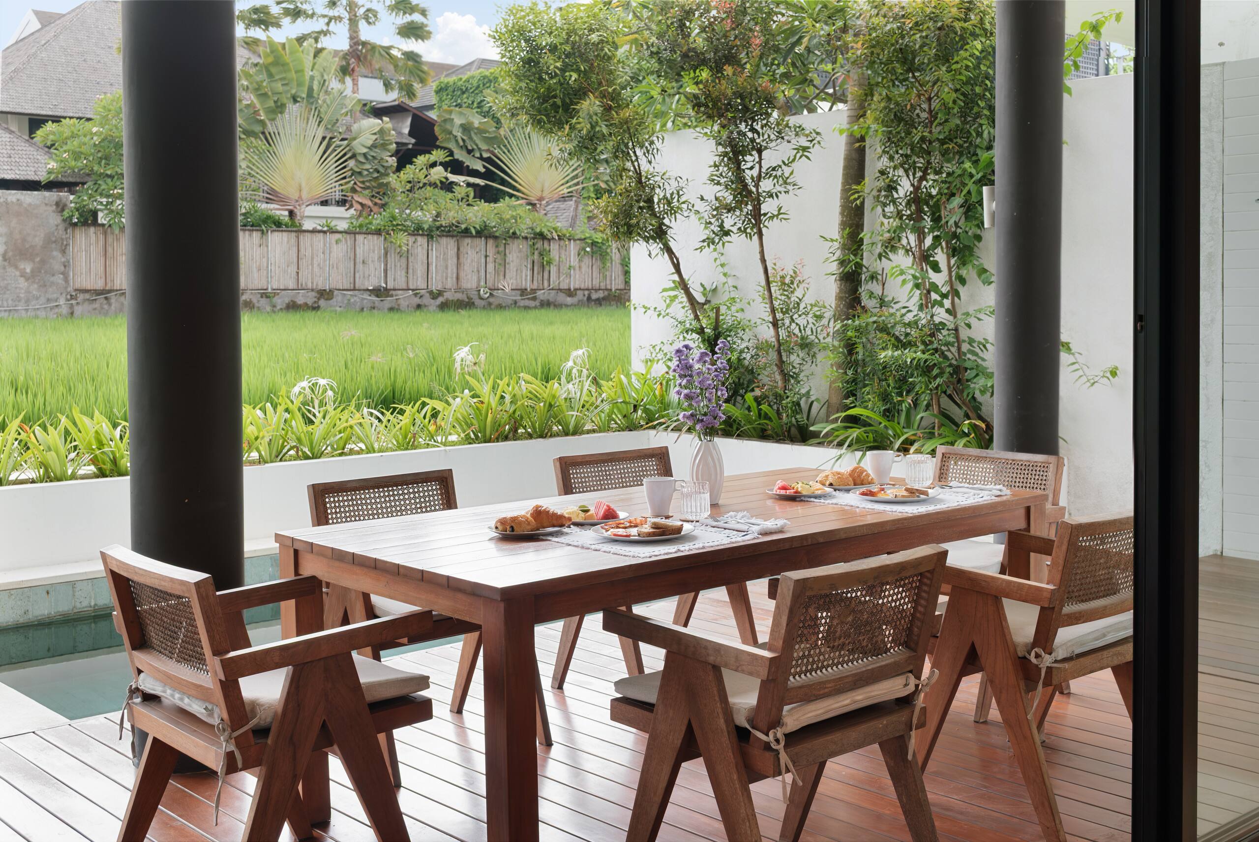 Family friendly 2BR Villa in Canggu w/ Pool & Deck 12