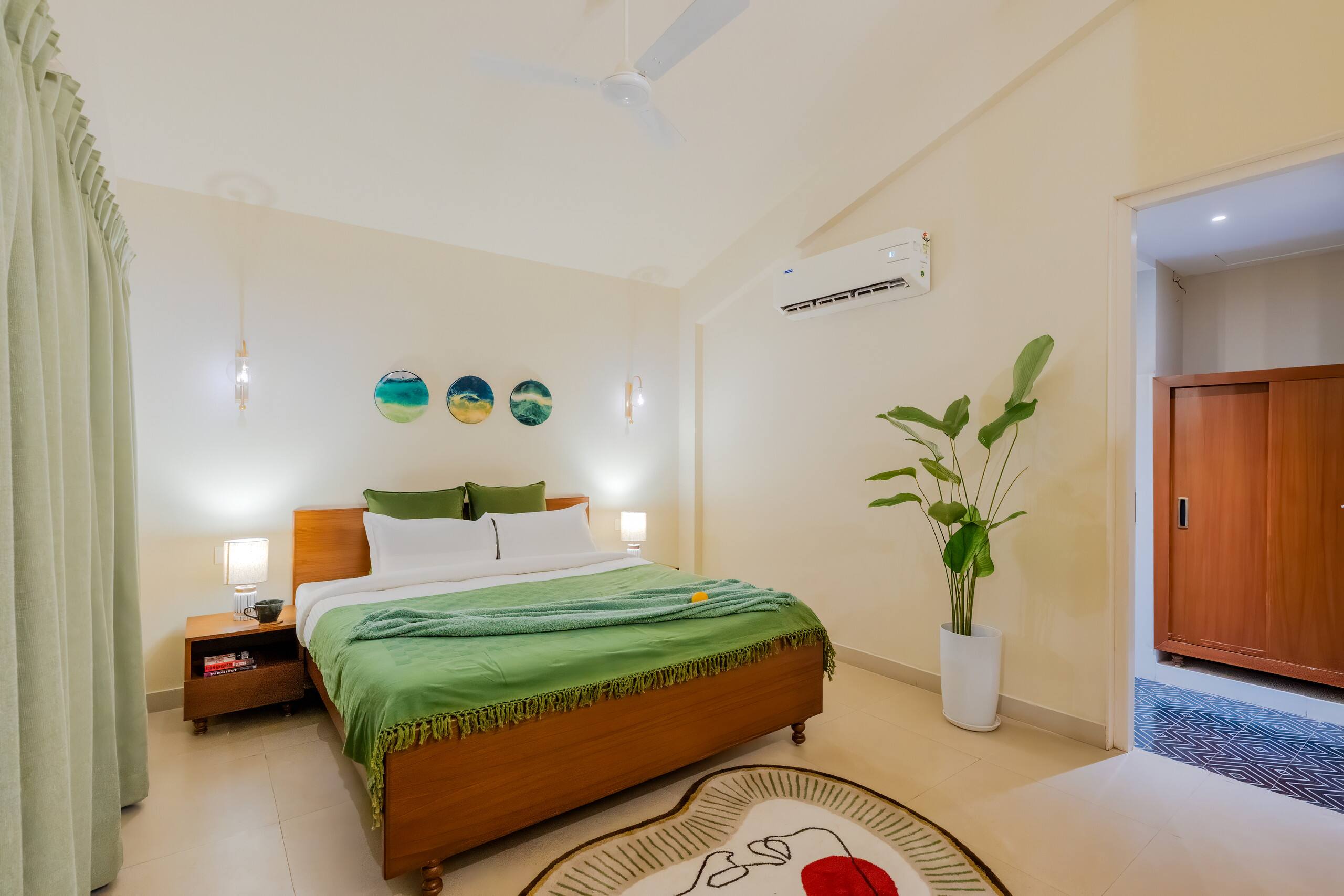 Sereno Horizon 3bhk Penthouse pvt jacuzzi rooftop 36