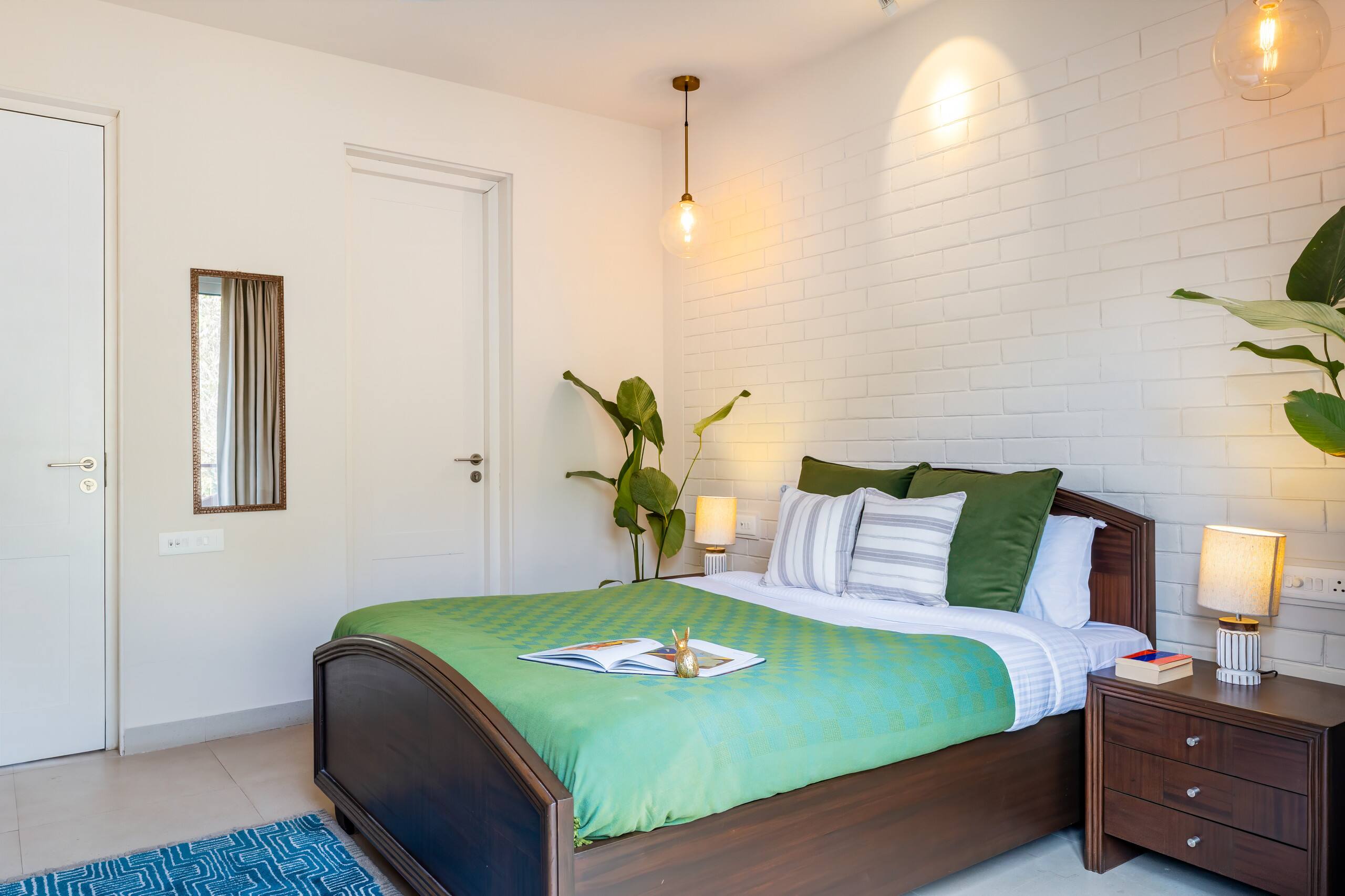 Sereno Horizon 3bhk Penthouse pvt jacuzzi rooftop 23