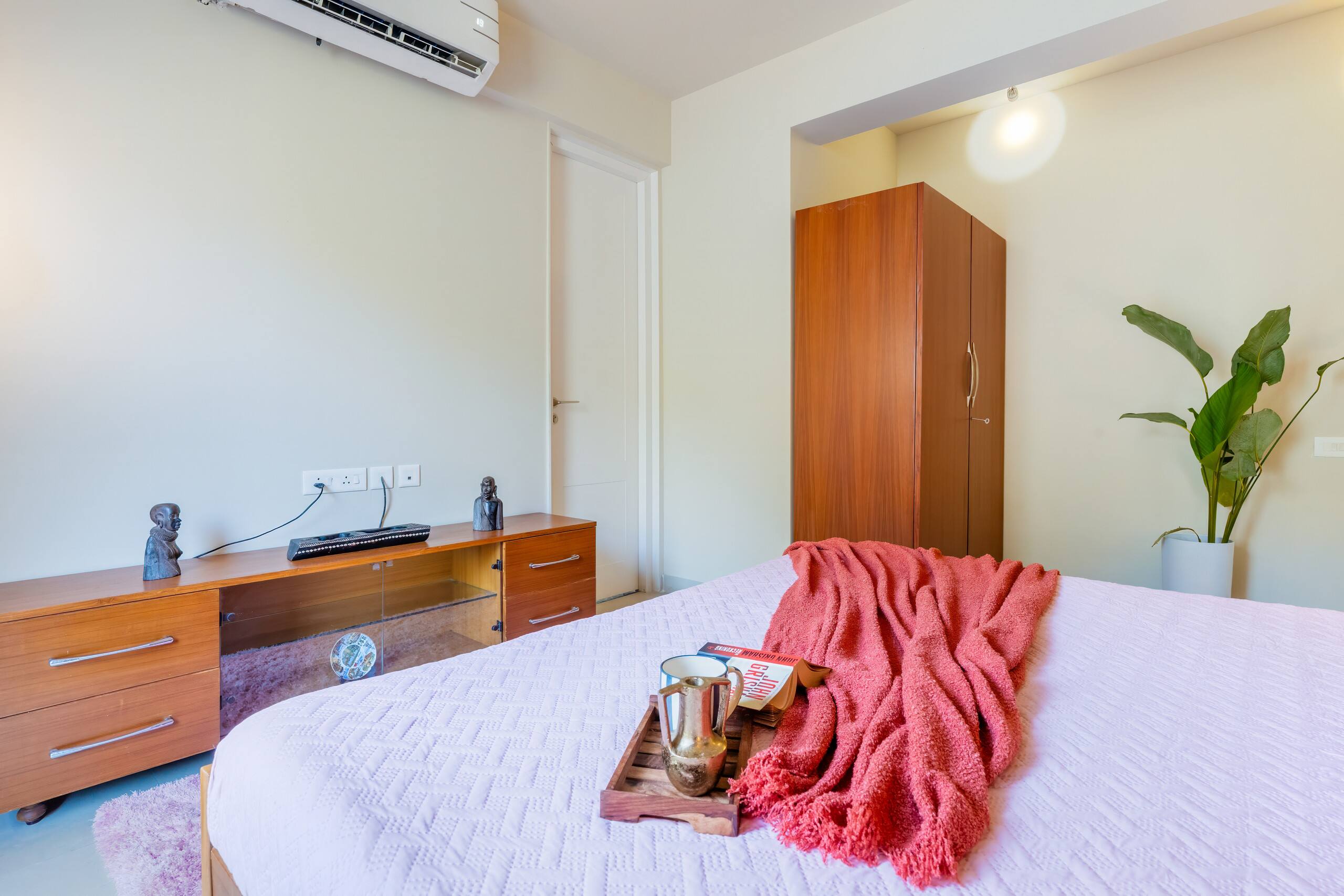 Sereno Horizon 3bhk Penthouse pvt jacuzzi rooftop 28