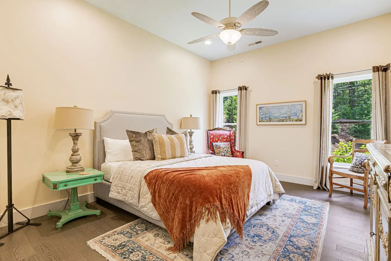 Quaint Home on Horse Farm! Gorgeous Views 6