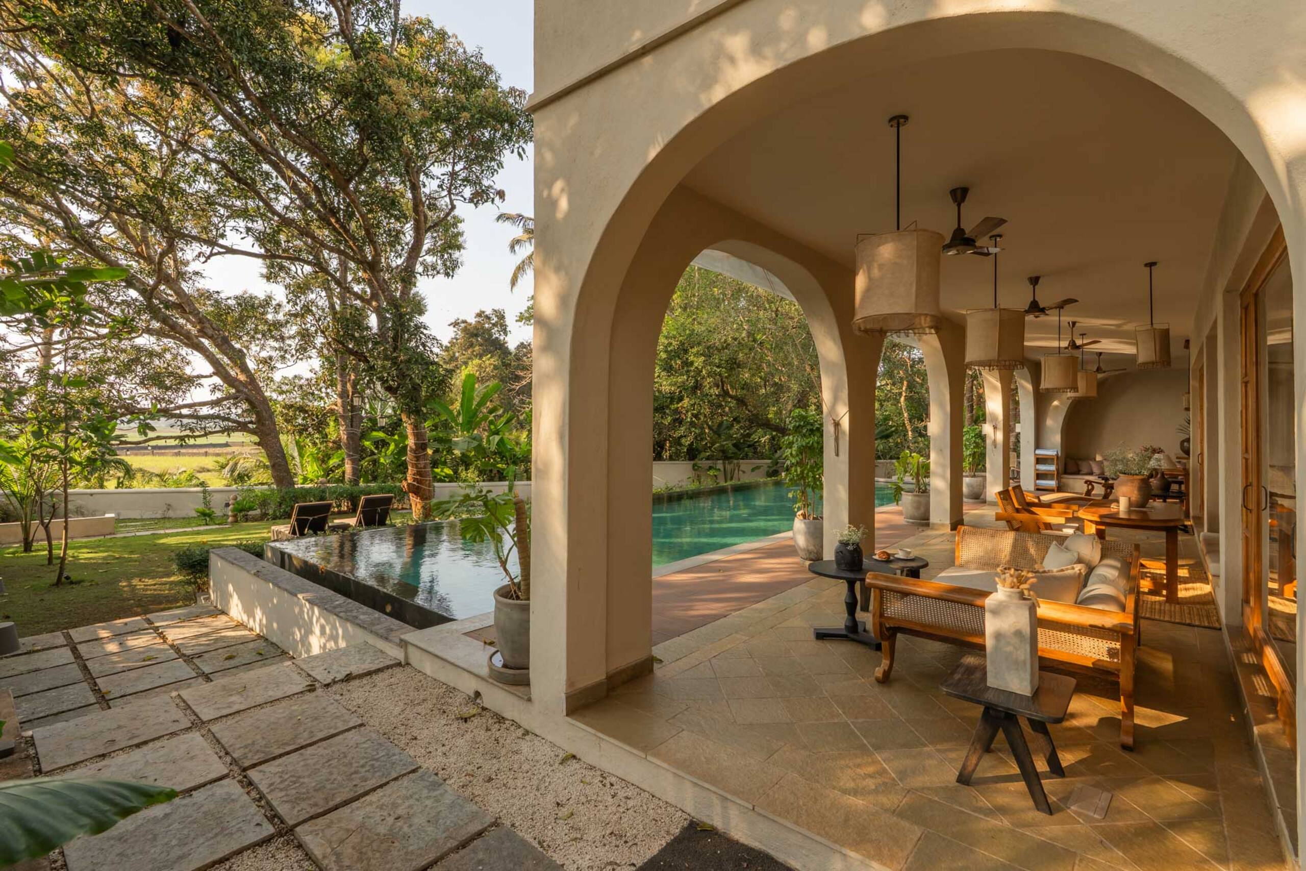 StayVista at Villa Rumjhum Pool+Bonfire+BBQ 38