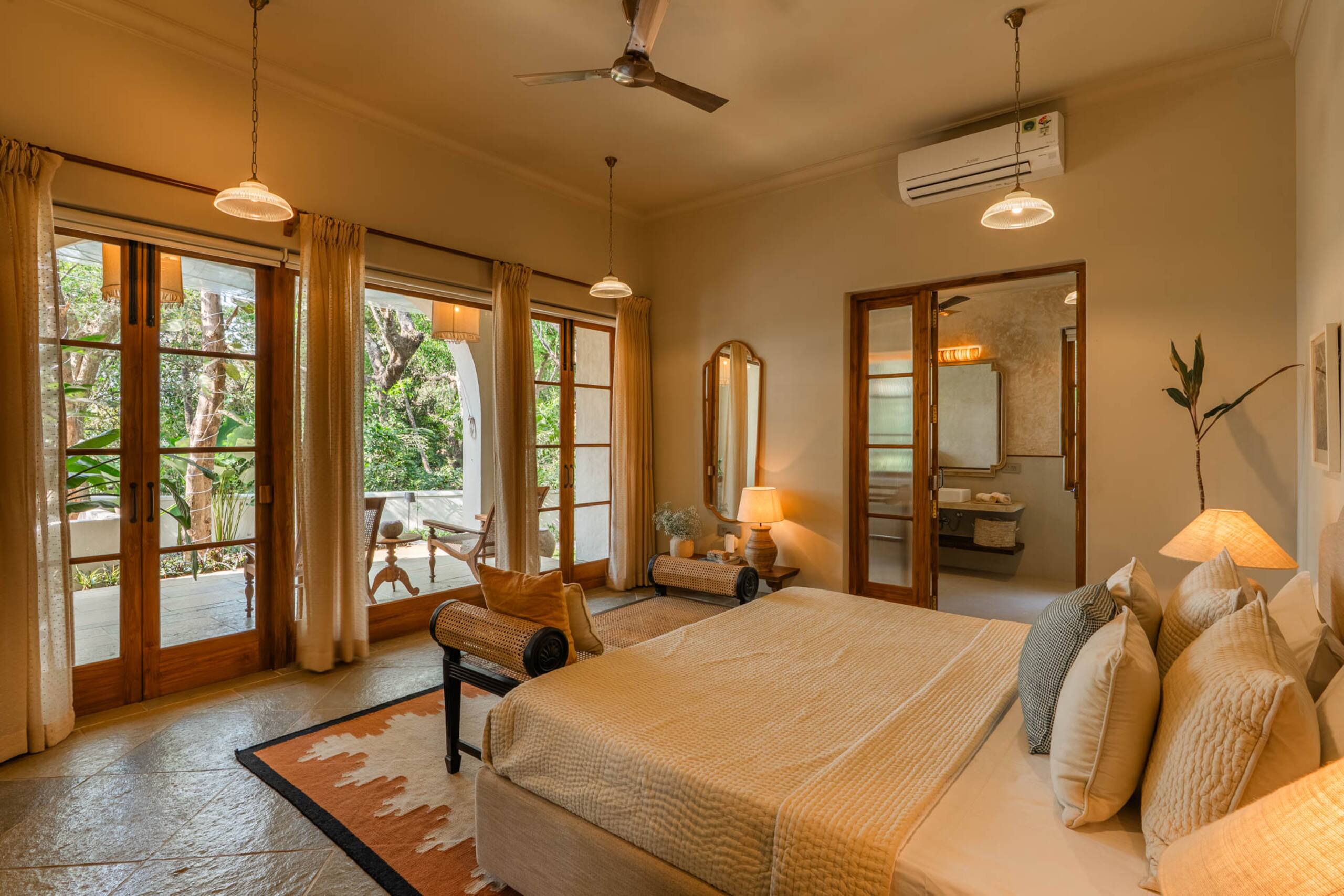 StayVista at Villa Rumjhum Pool+Bonfire+BBQ 18