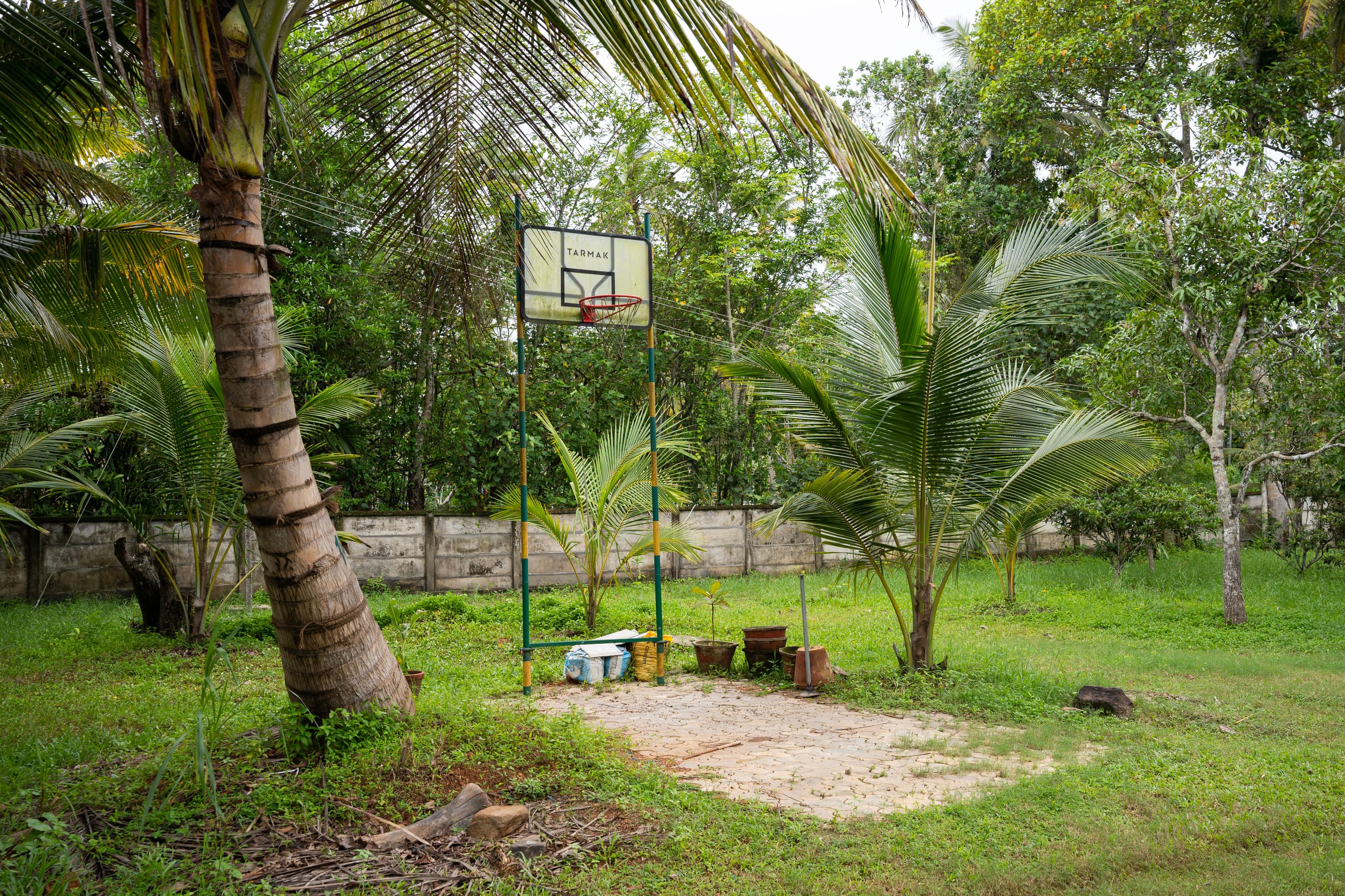 Waikom Waters 32