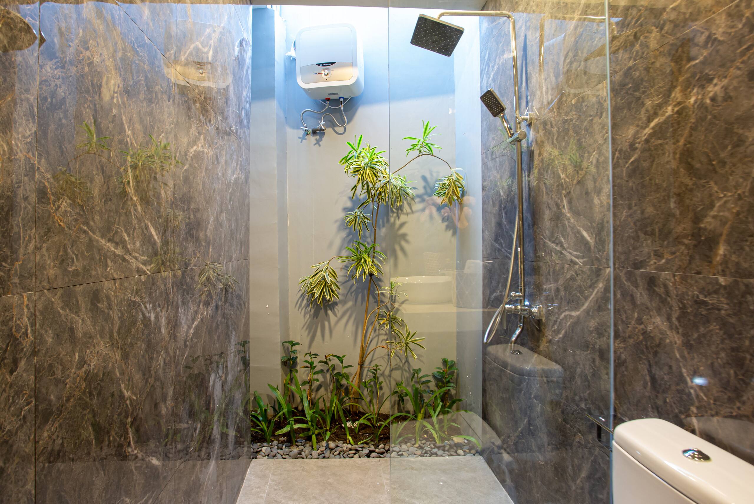Batu Bolong Villa 1 Teba - Guesthouses for Rent in Dalung, Bali, Indonesia 16