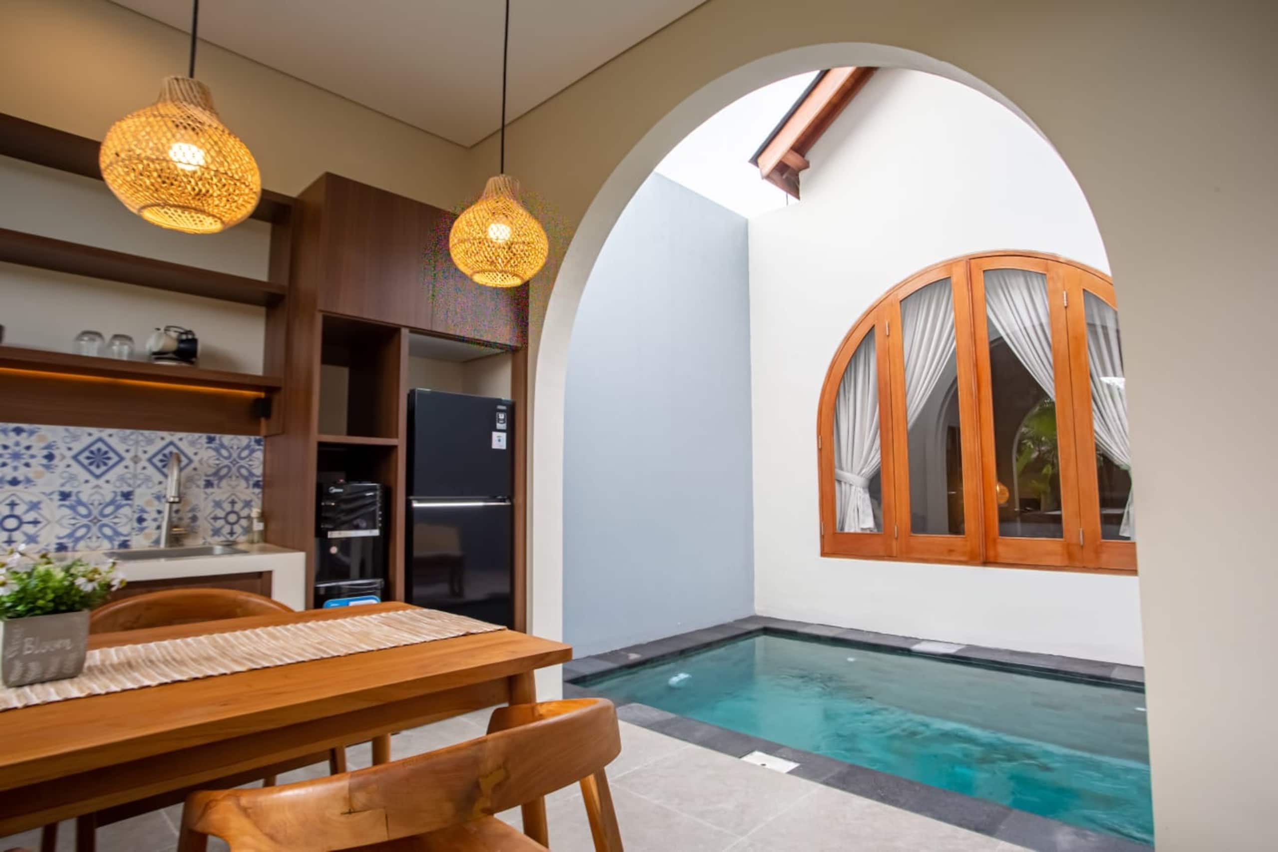 Batu Bolong Villa 1 Teba - Guesthouses for Rent in Dalung, Bali, Indonesia 9