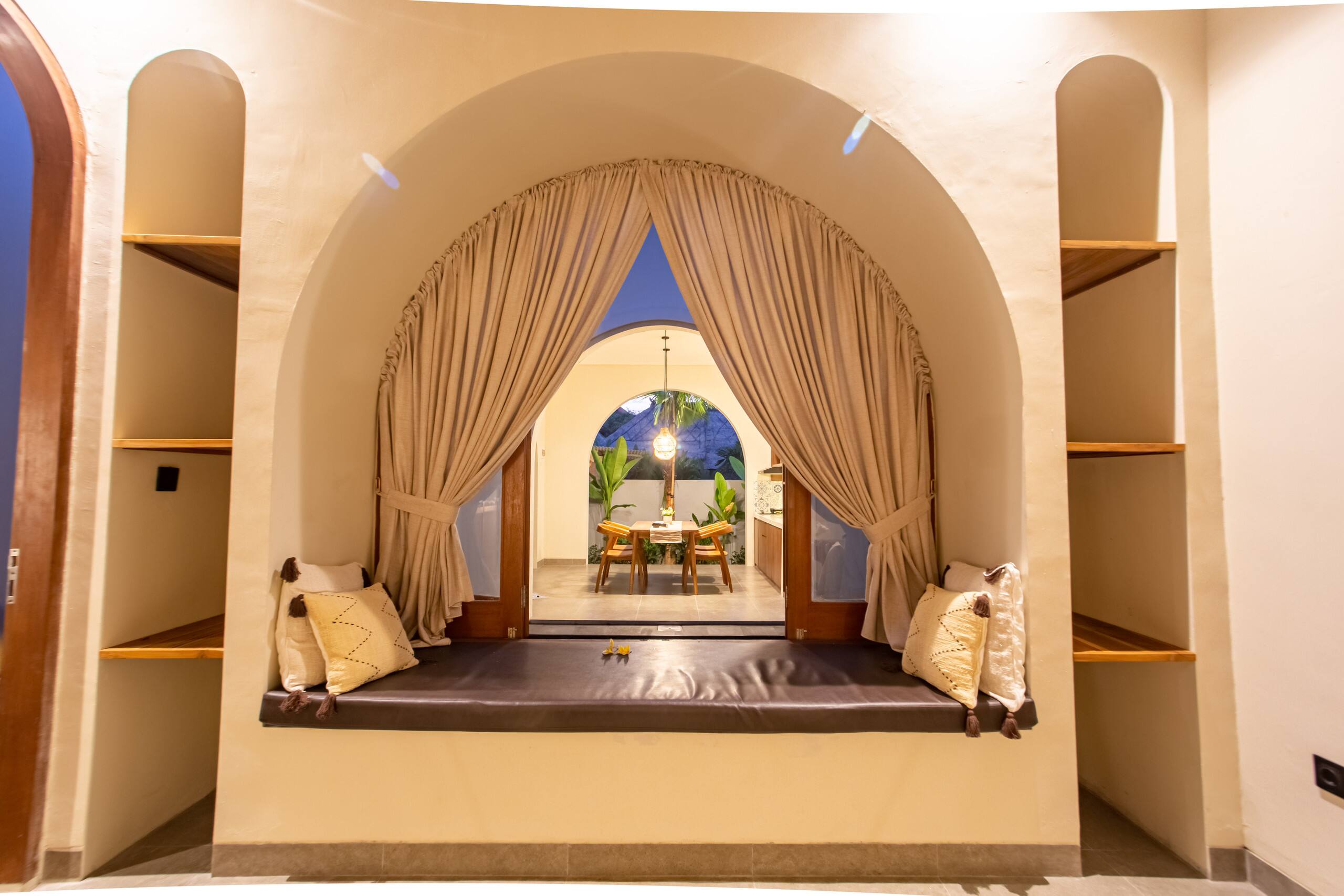 Batu Bolong Villa 1 Teba - Guesthouses for Rent in Dalung, Bali, Indonesia 6