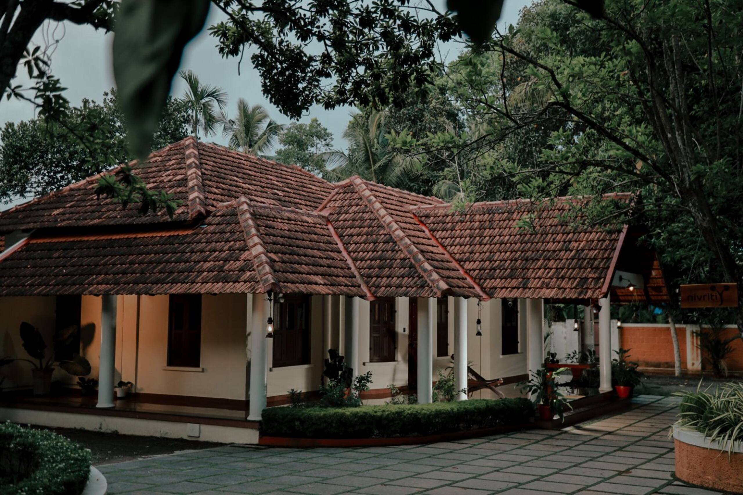 Best- Nivriti 2bhk Heritage Home & Pool Villa Kovalam